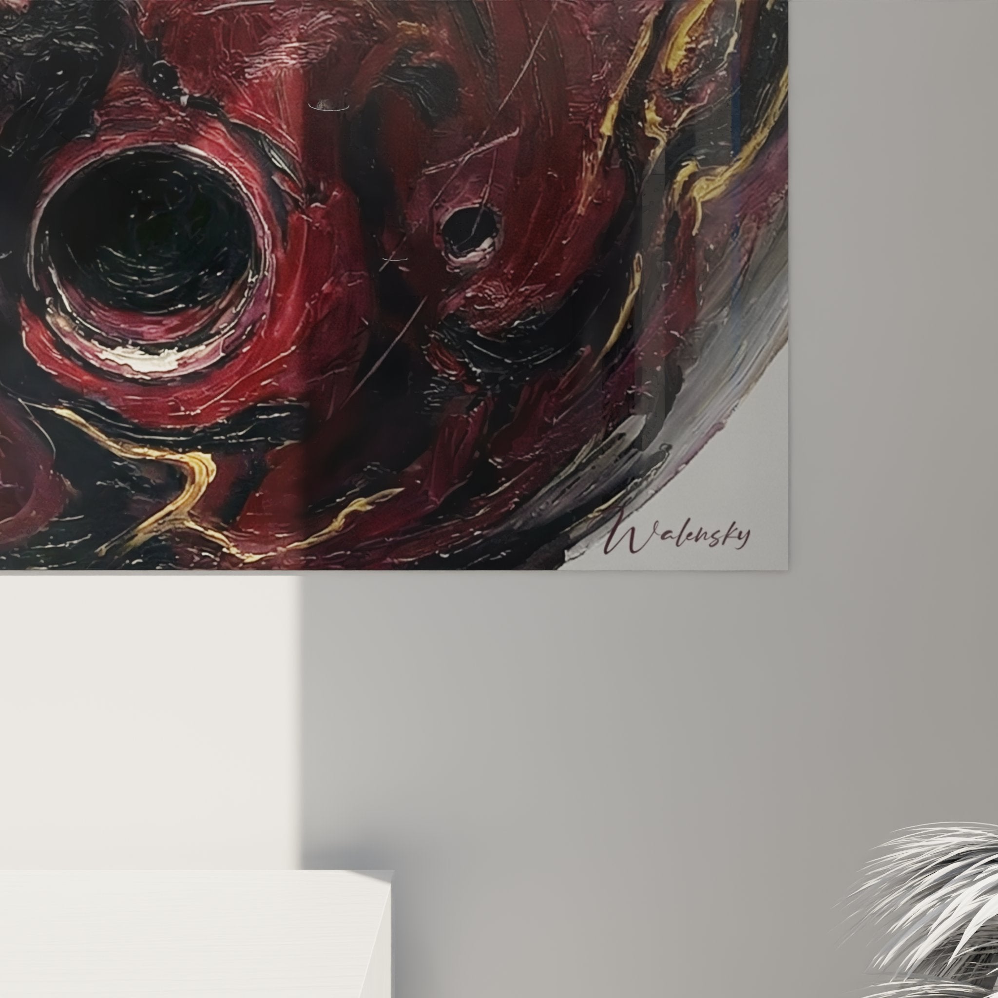 Gesamtansicht des runden expressionistischen Wandbildes mit kraftvoller Farbkomposition in Rot und Schwarz