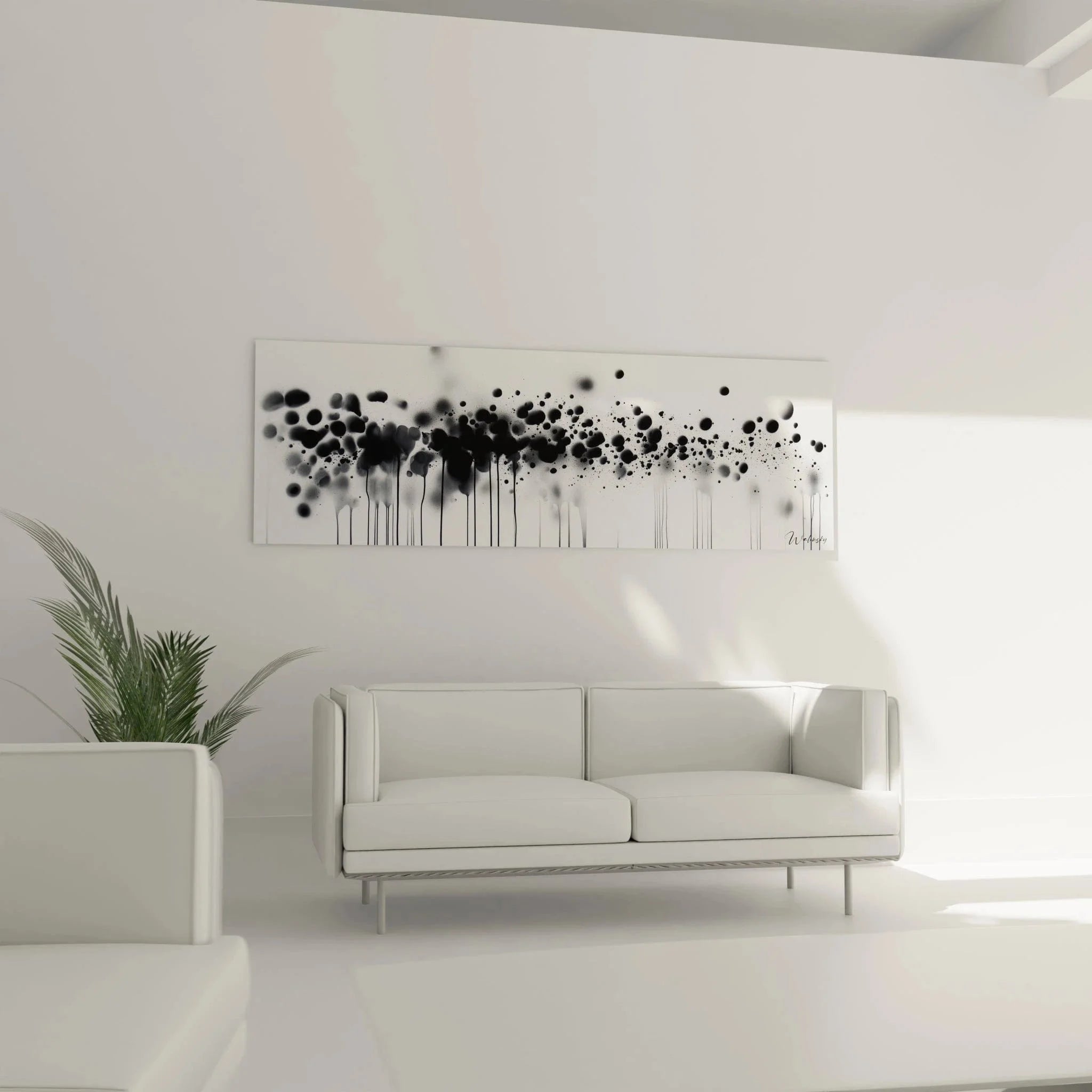 Detailansicht der fließenden schwarzen Aquarell Tropfen und Tintenverläufe auf weißer Leinwand