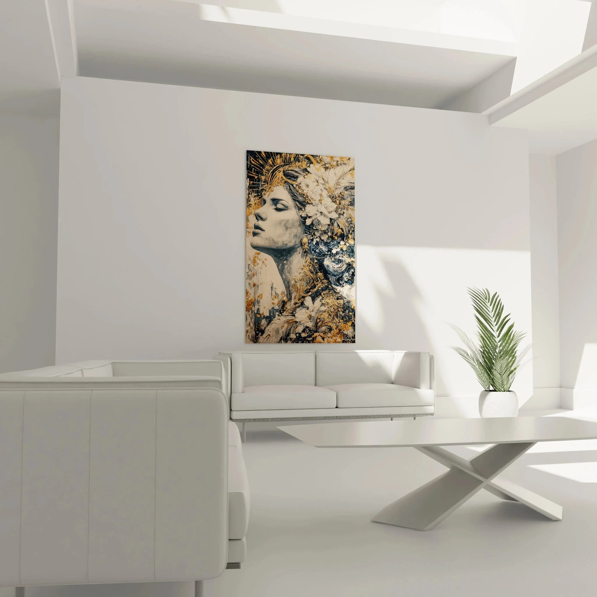 Detailansicht gotisches Frauenportrait mit ornamentalen Blumenelementen in Gold