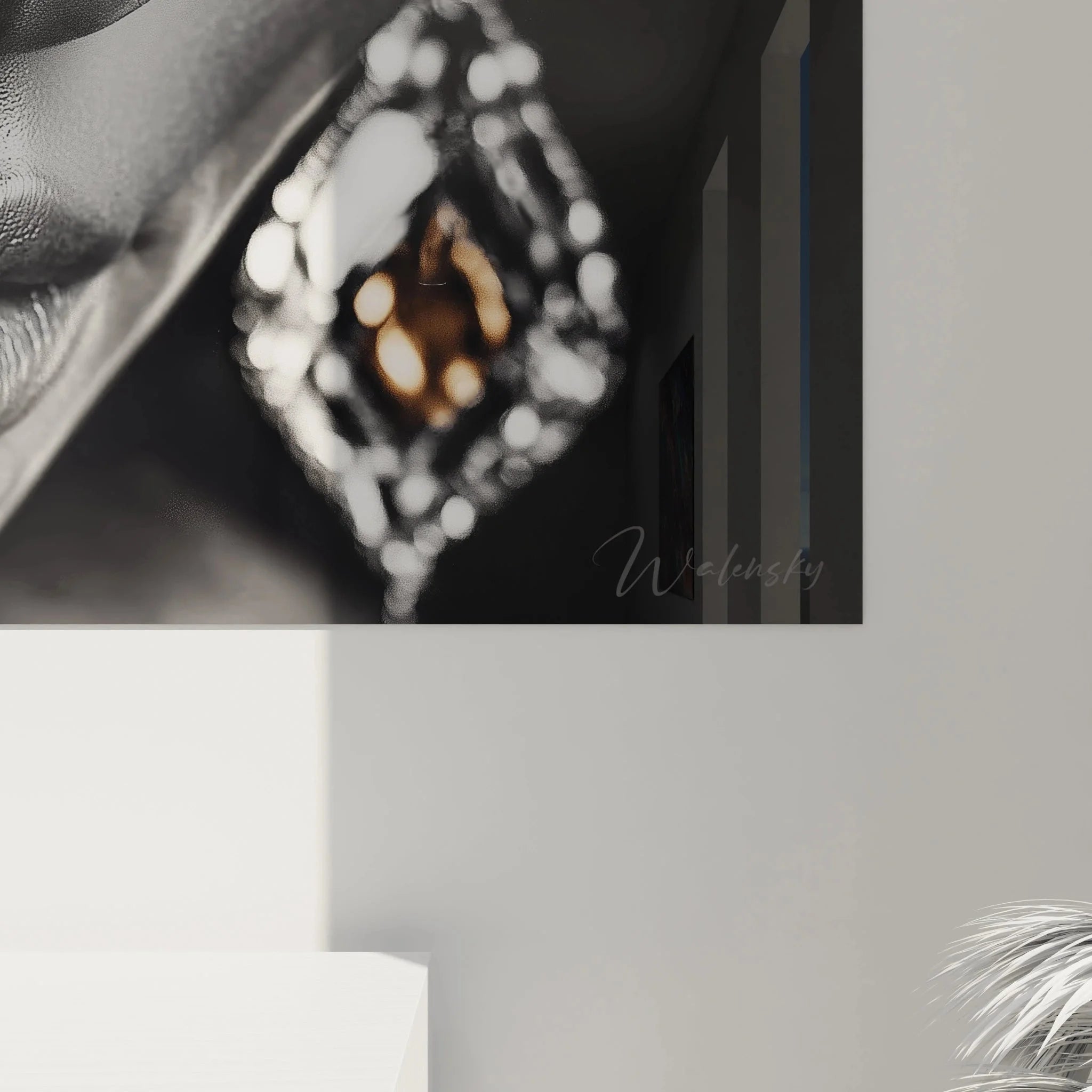 Gesamtansicht luxuriöses Portrait Wandbild einer Frau mit Schmuck für edle Raumgestaltung