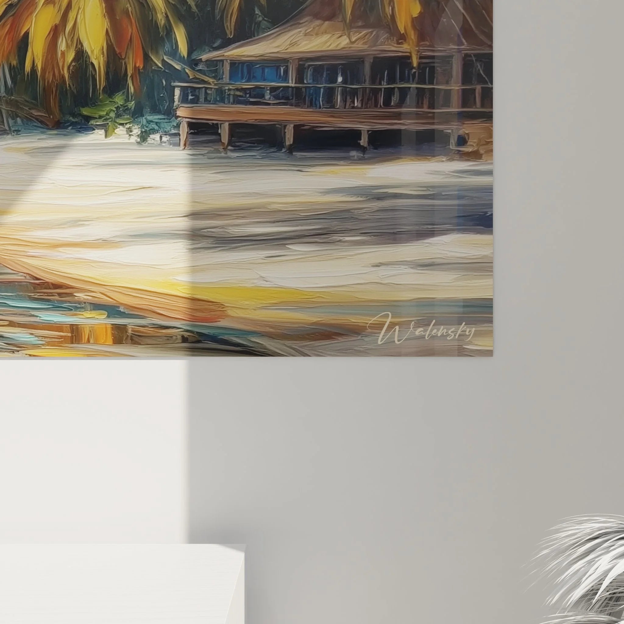 Gesamtansicht tropisches Strand Leinwandbild mit Kokospalmen und türkisblauem Meer an weißer Wand