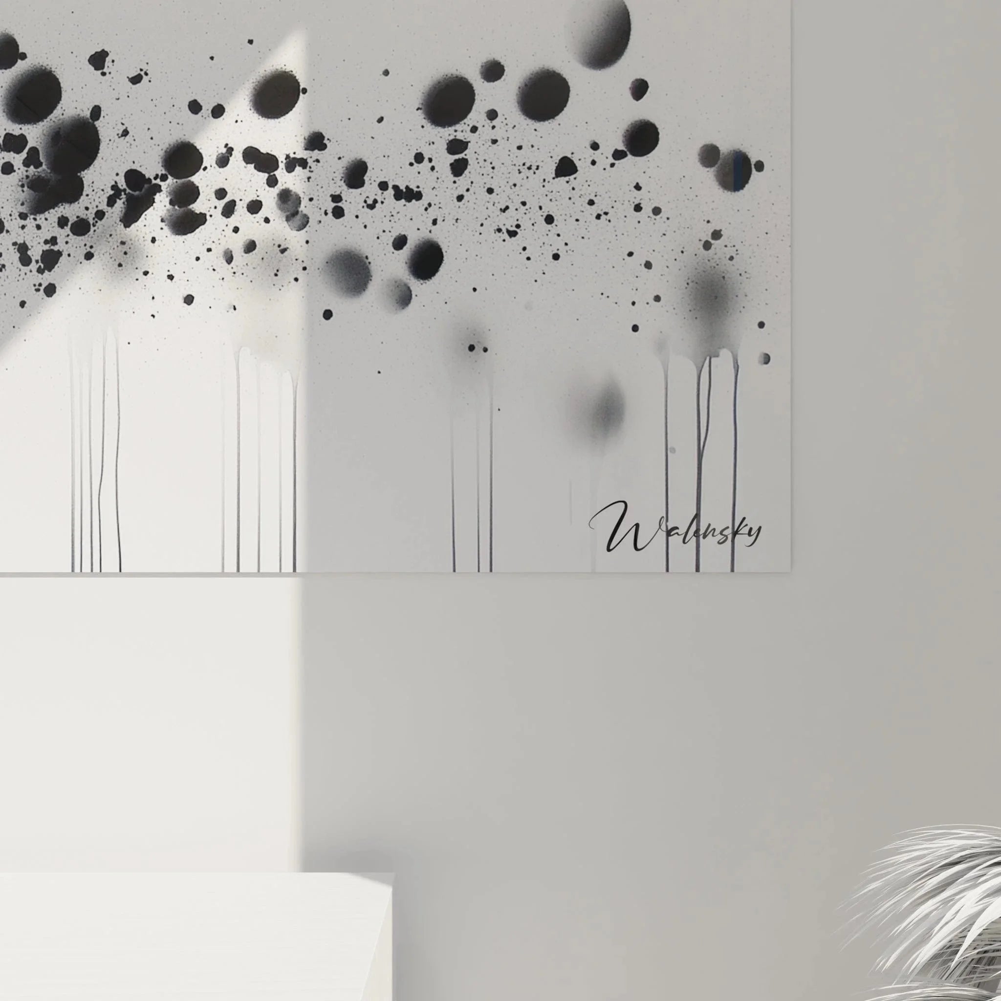 Gesamtansicht des horizontalen Wandbildes mit abstrakten Tropfenmustern in Dalmatiner-Optik