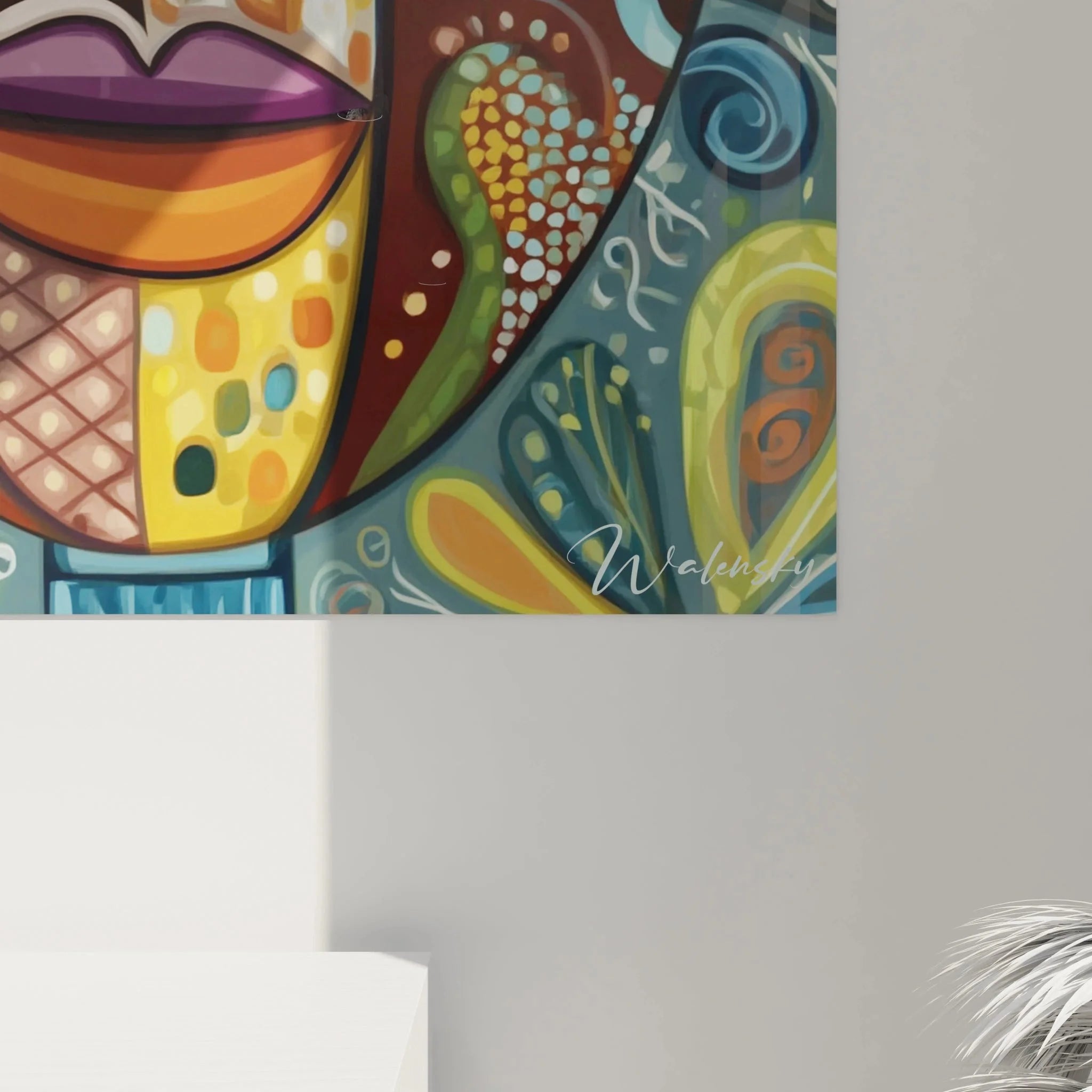 Gesamtansicht Wandbild ethnische Kunst mit abstrakter afrikanischer Maske und ornamentalen Verzierungen