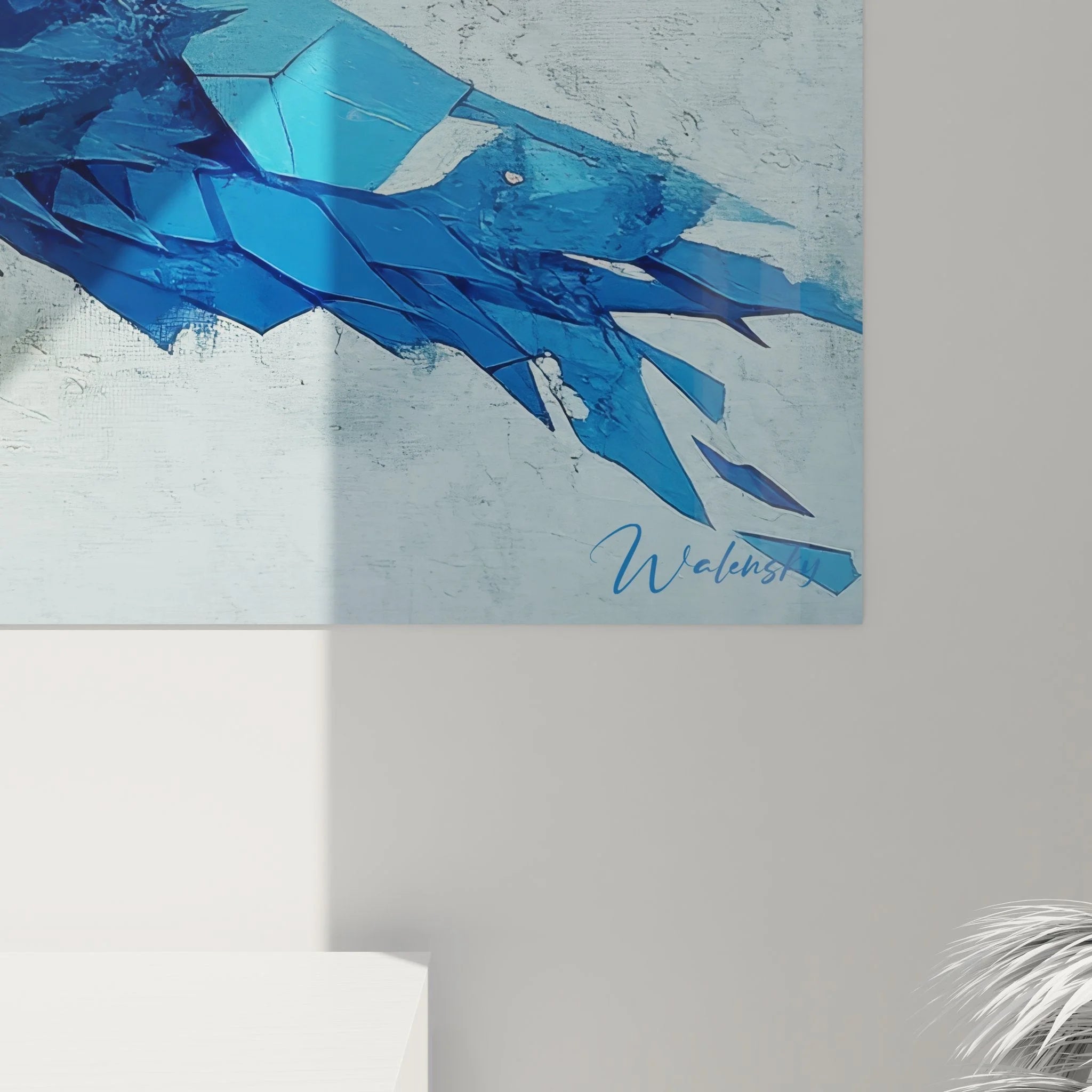 Gesamtansicht Wandbild Papagei Flügel in Malerei-Optik mit blau-gelber Farbgestaltung