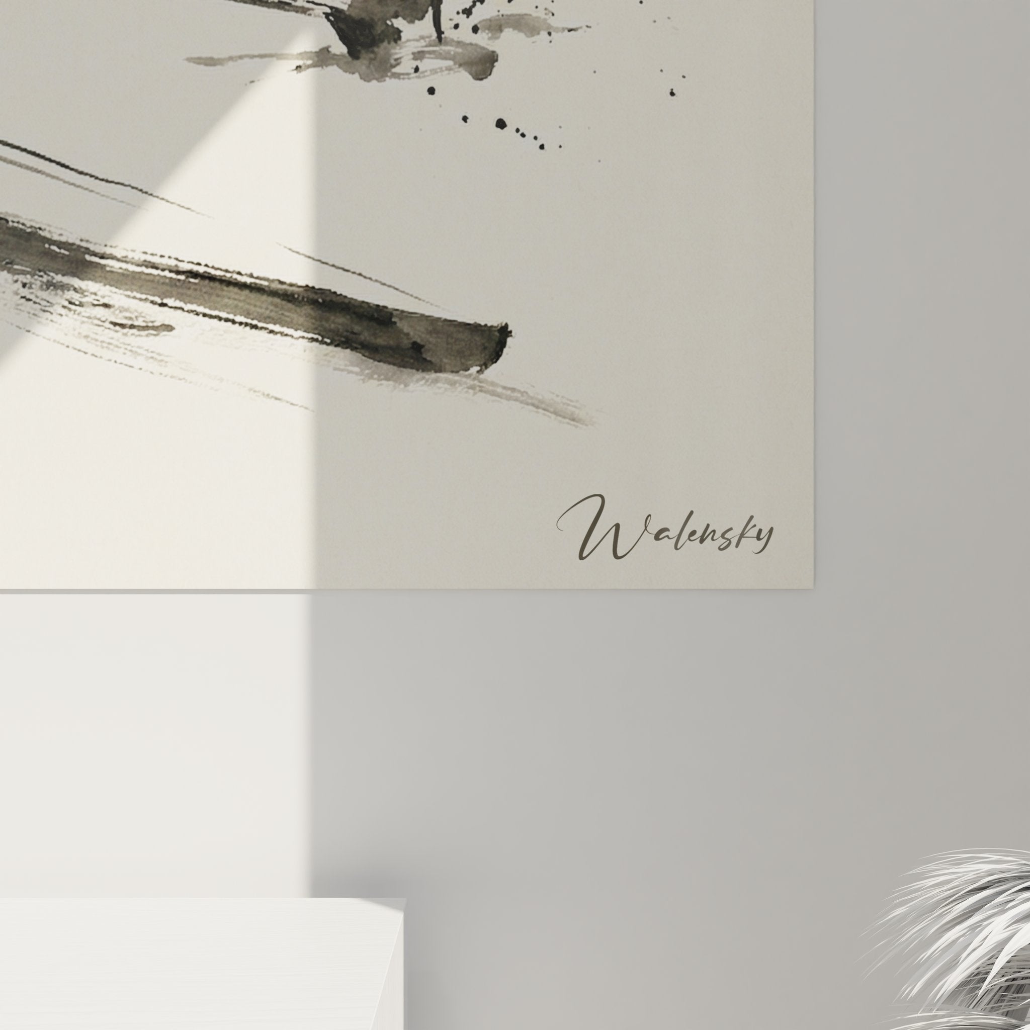 Gesamtansicht Wandbild Ruderer im Skiff, minimalistische Wassersport-Kunst in cremefarbenem Rahmen für Wohnraumdeko