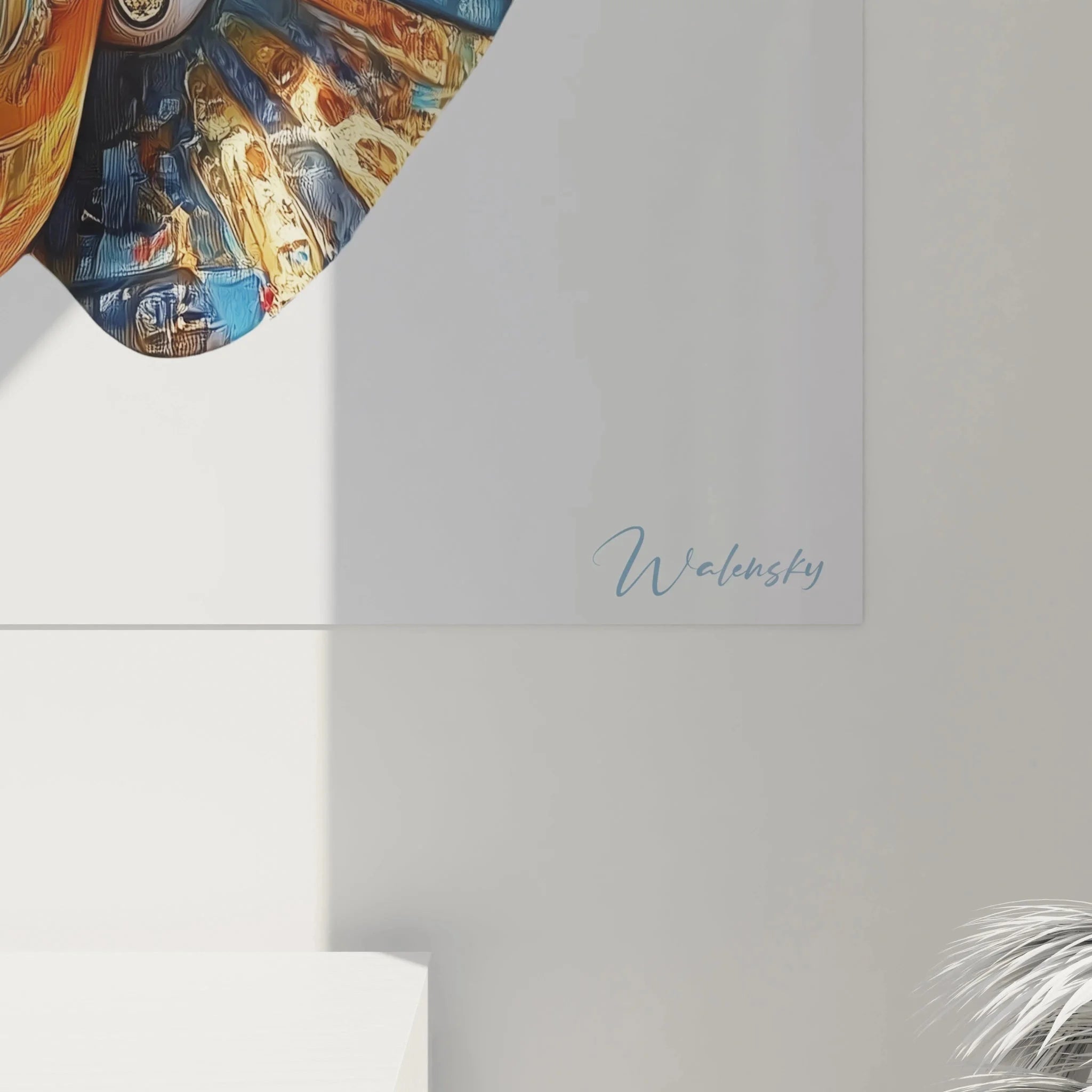 Gesamtansicht mystische ägyptische Königin Wandbild mit prächtiger Kopfbedeckung und antiken Symbolen