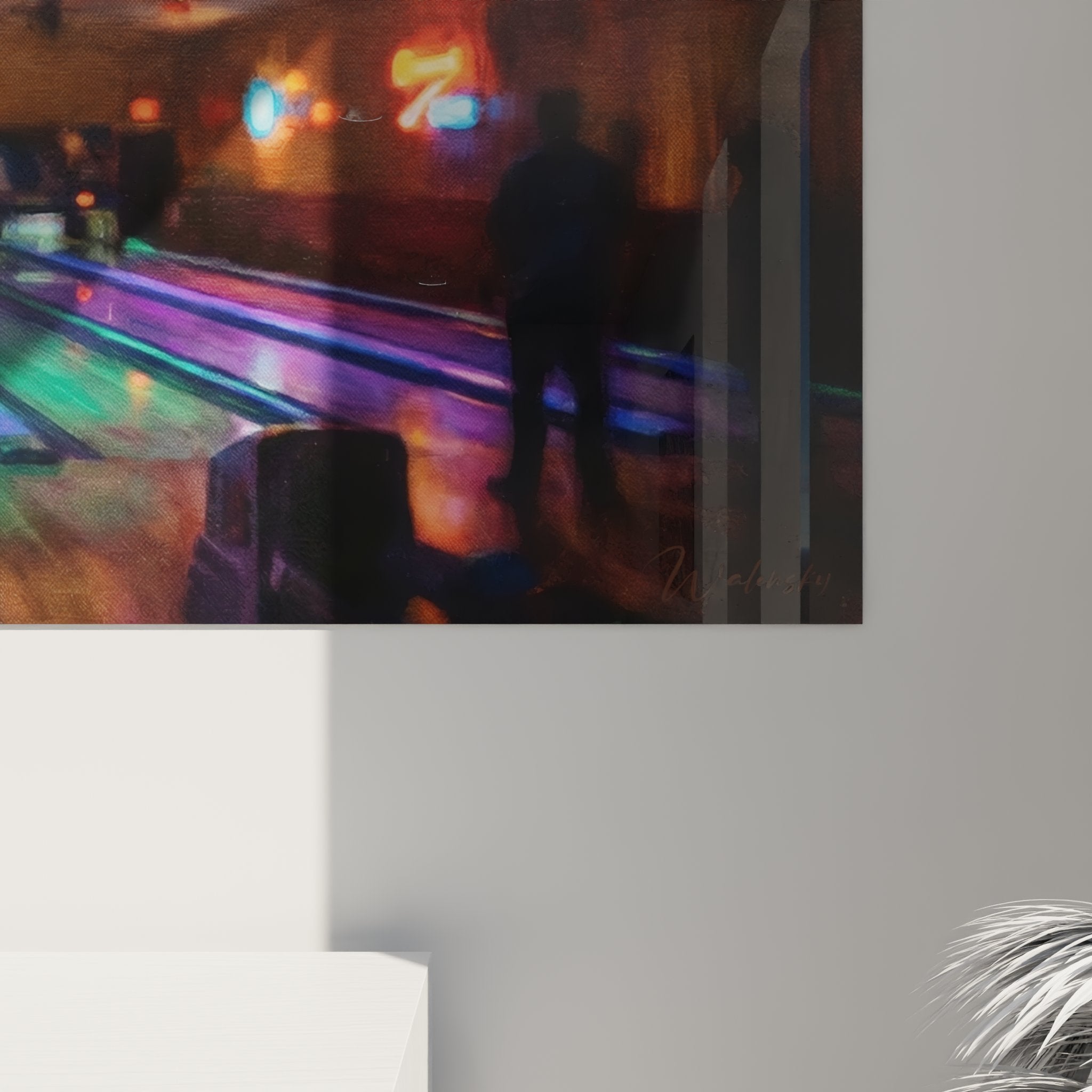 Gesamtansicht des panoramischen Bowling-Wandbildes mit violetten und blauen Neonlichtern