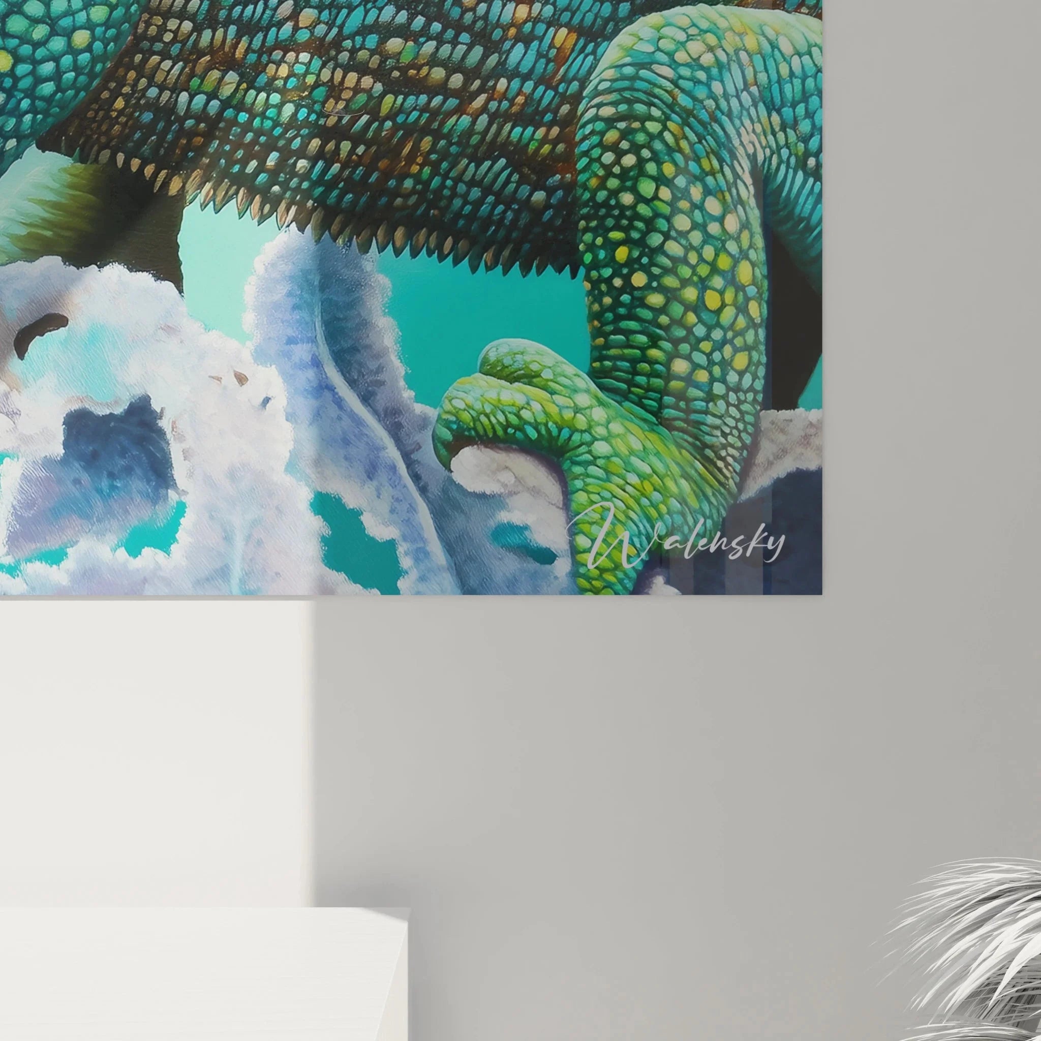 Komplettansicht Reptilien Wanddekoration mit kristallinem Ast und Farbverlauf