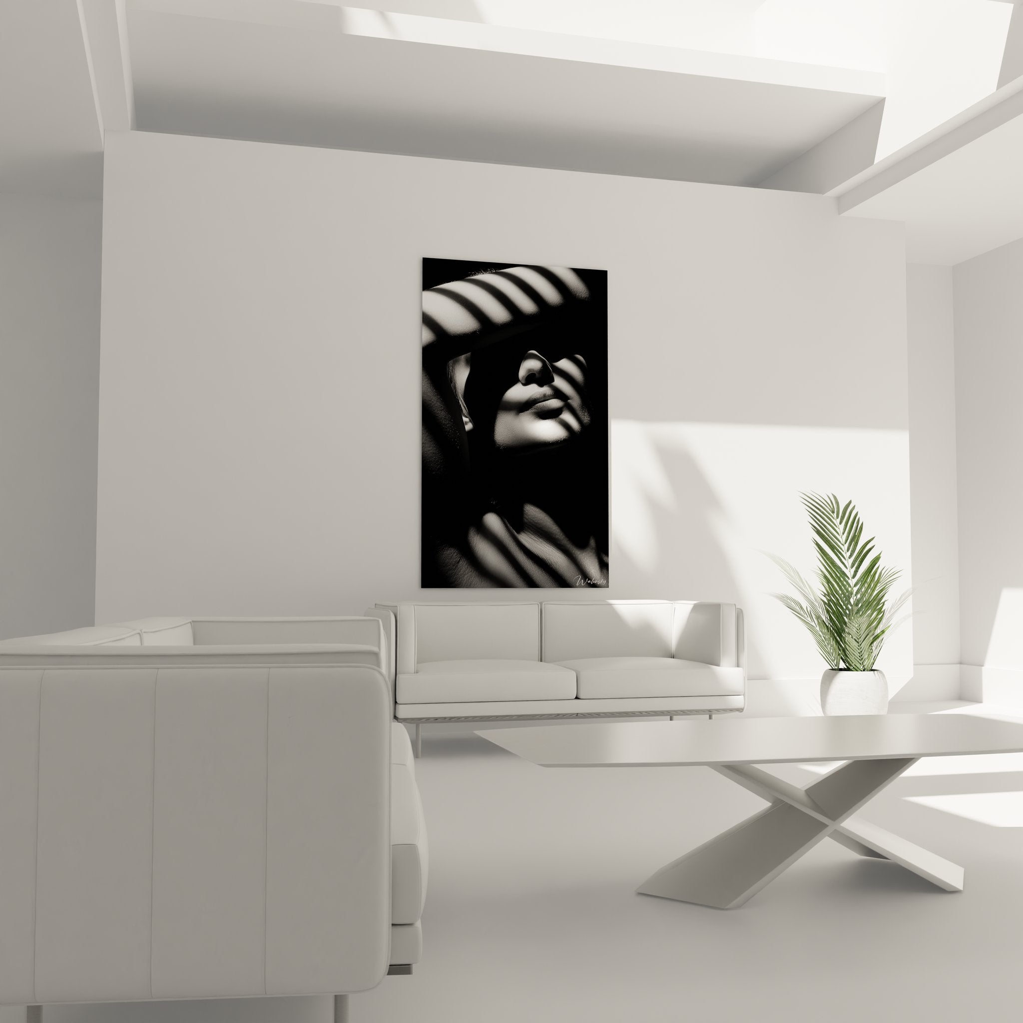 Detailaufnahme schwarz-weiß Wandbild, Frauengesicht mit Fensterschatten, künstlerische Beleuchtung