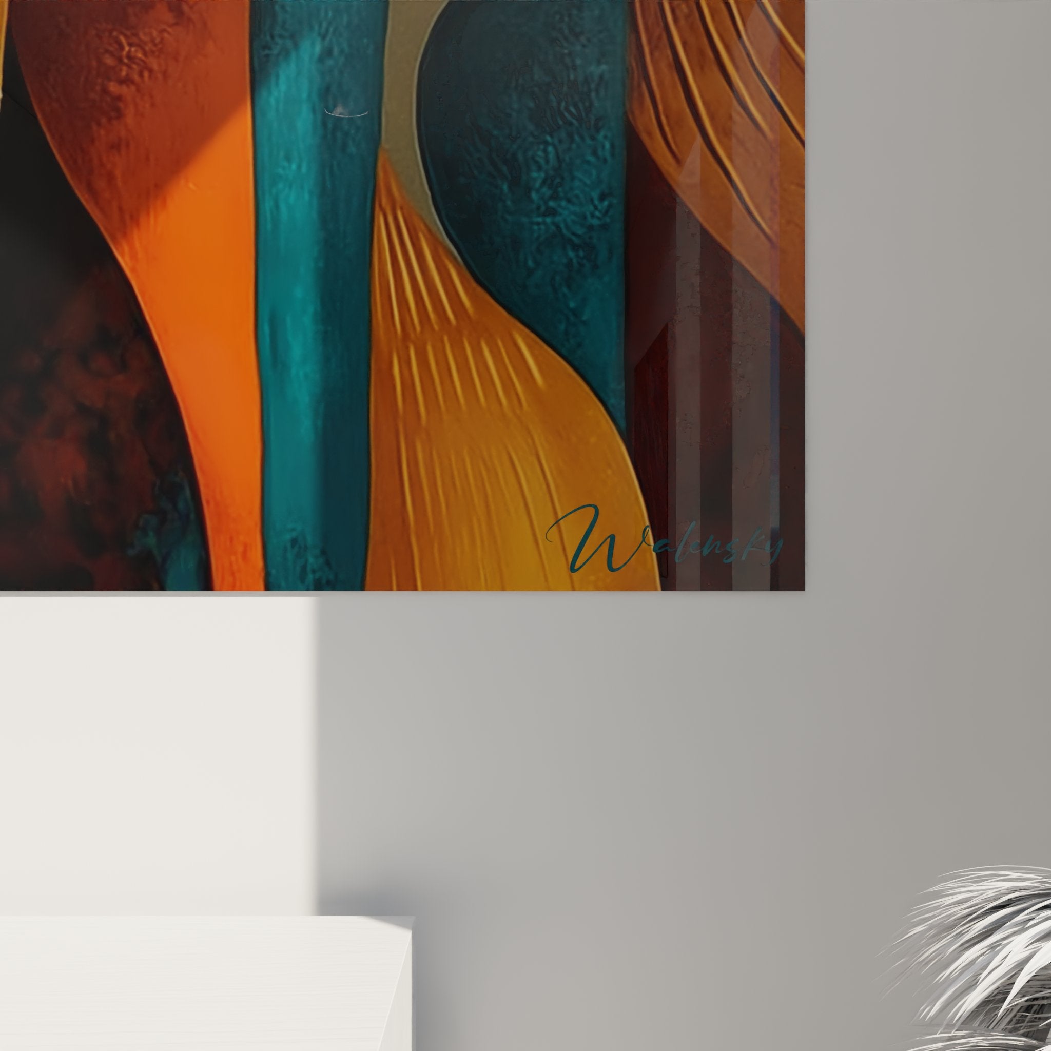 Gesamtansicht des kubistischen Wandbildes mit afrikanischen Masken in orange-türkiser Farbgebung