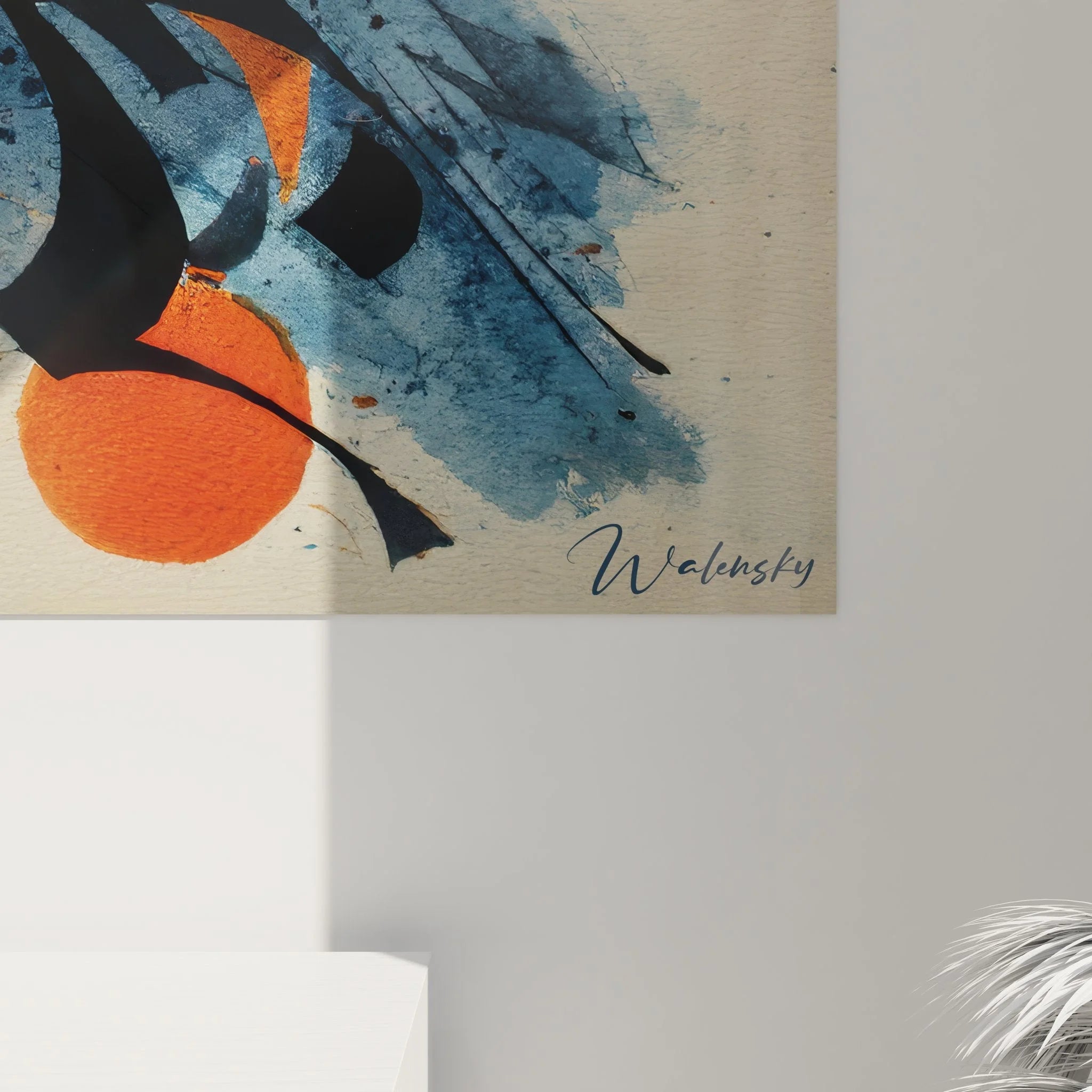 Gesamtansicht Wandbild abstrakte Kalligrafie in blau-orange Farbpalette für moderne Raumgestaltung