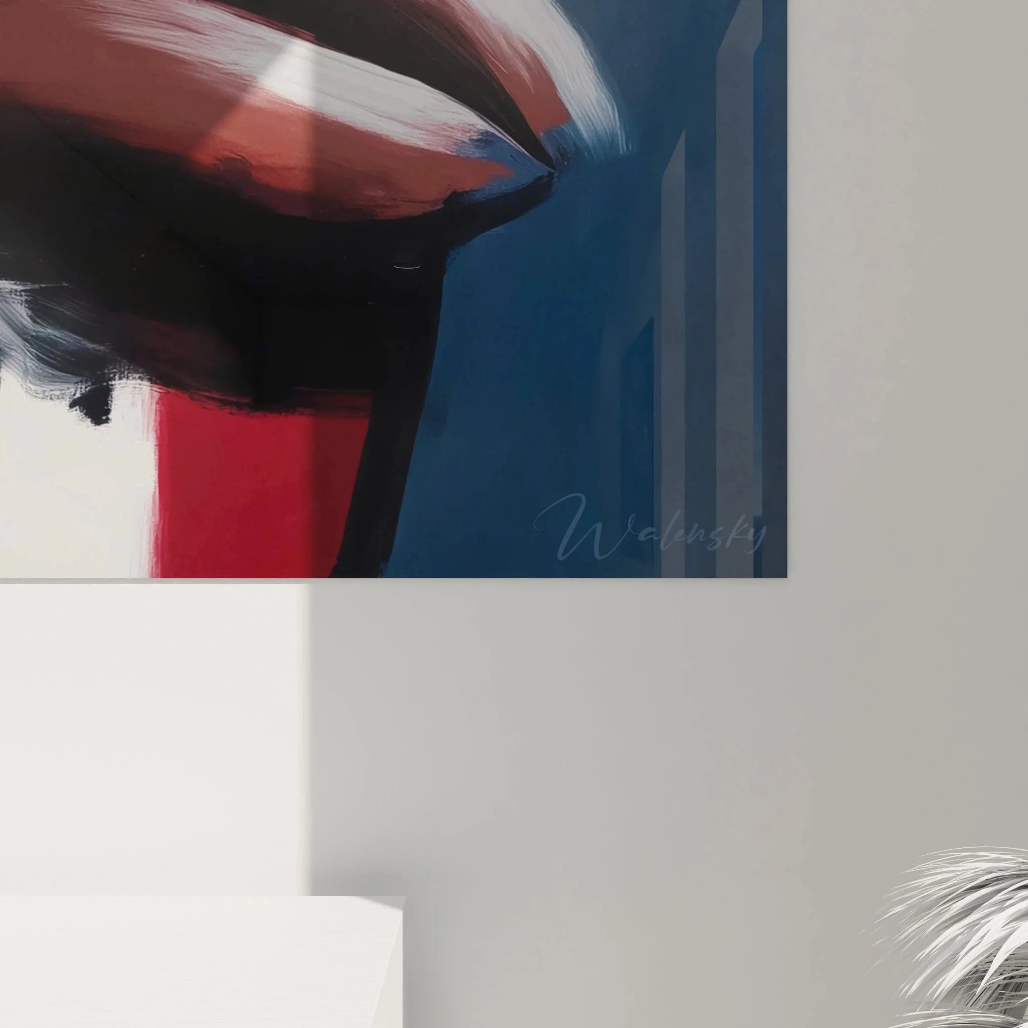 Gesamtansicht Wandbild afrikanische Maske zeitgenössisch in modernem Wohnambiente