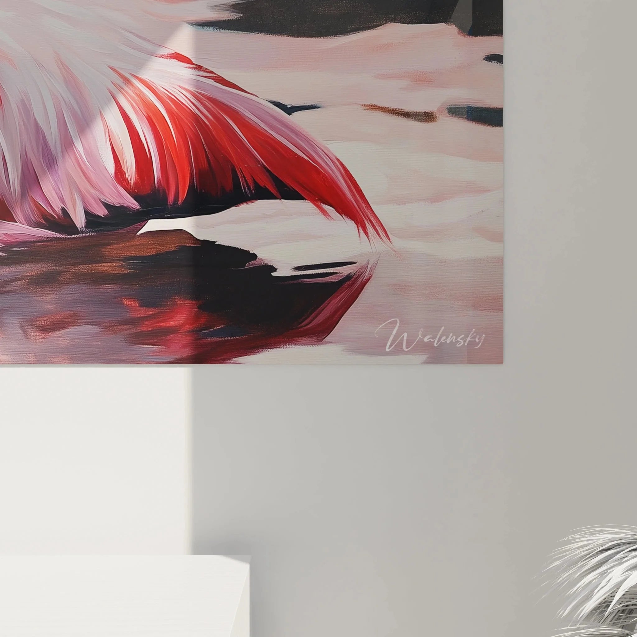 Panorama Wandbild Flamingo XXL an weißer Wand, elegante Raumdekoration mit Tropenmotiv