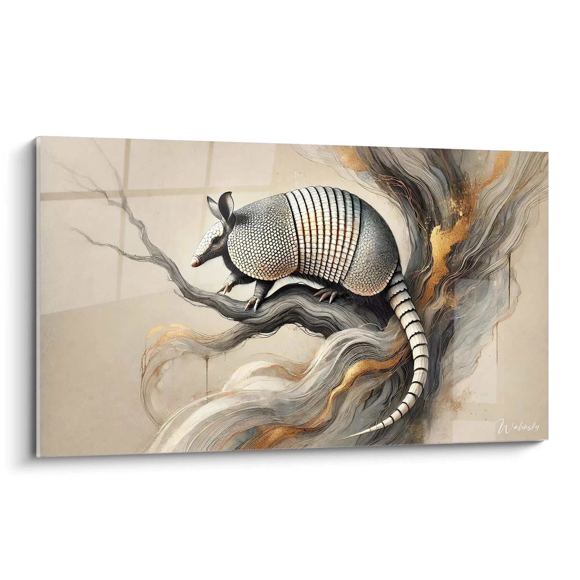 Wandbild Gürteltier abstrakt mit goldenen Akzenten und fließenden Bewegungslinien auf beigem Hintergrund