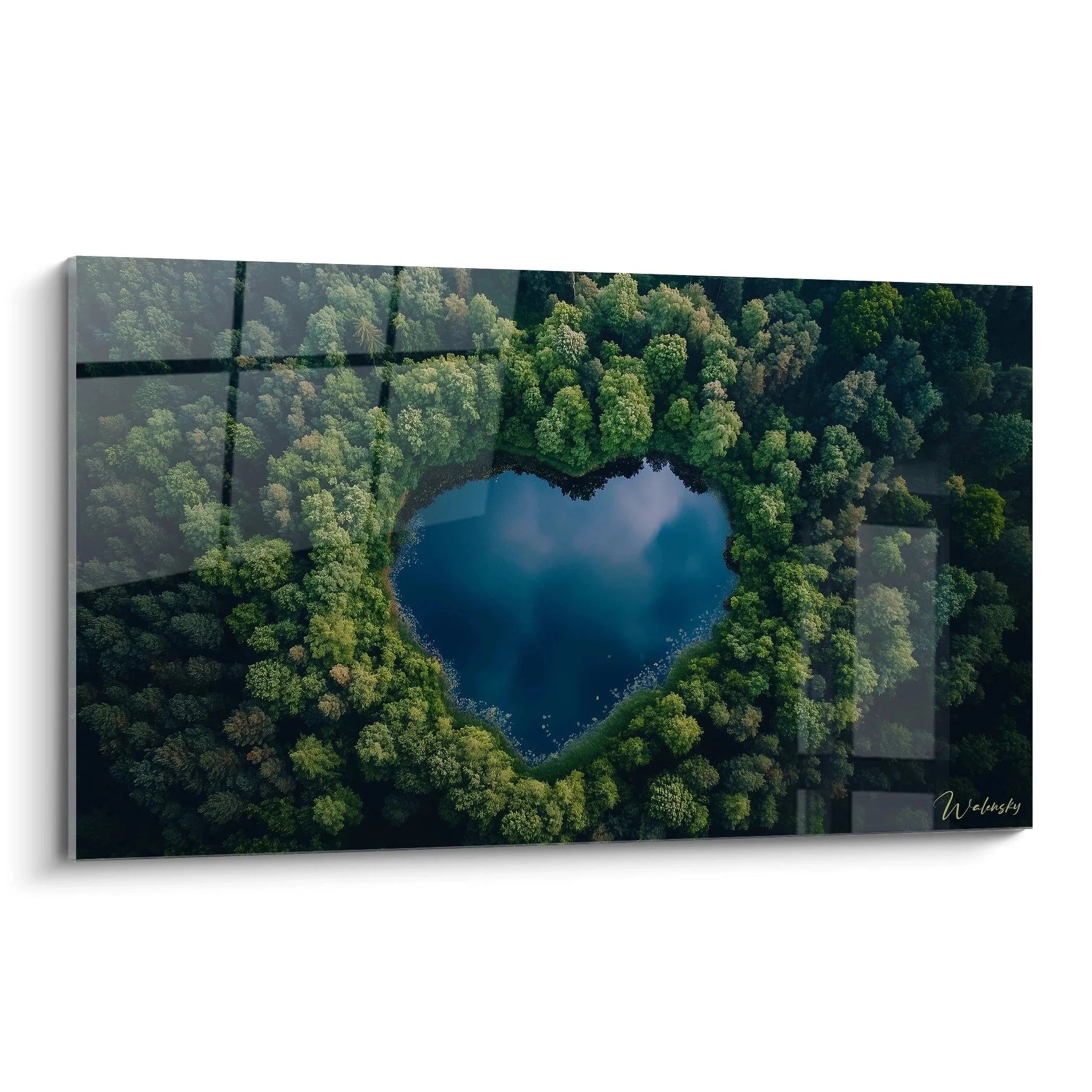 Wandbild herzförmiger See Luftaufnahme - romantische Naturfotografie als XXL Kunstdruck Edition Herz