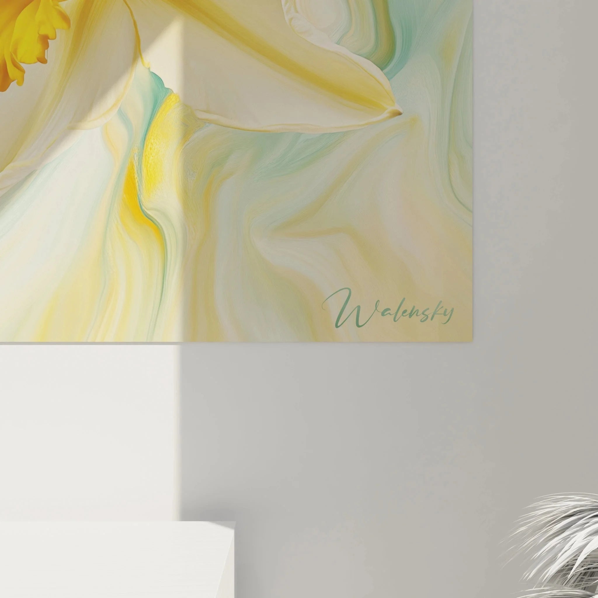 Gesamtansicht Wandbild Narzisse in fließender Bewegung, moderne botanische Wandkunst Kollektion