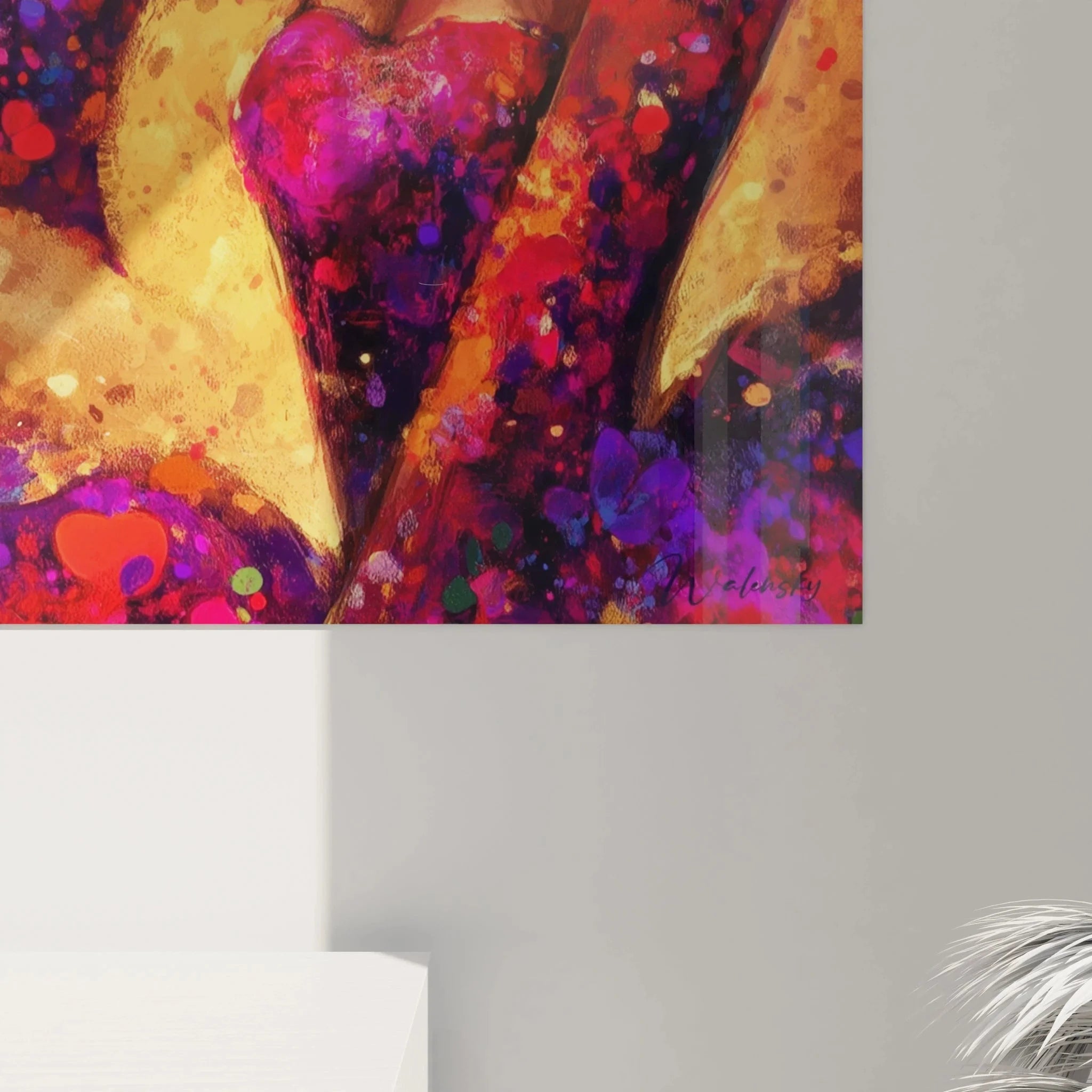 Wandbild XXL Frau mit Herz Gesamtansicht - abstrakte Valentinstag Wandkunst für Wohnzimmer