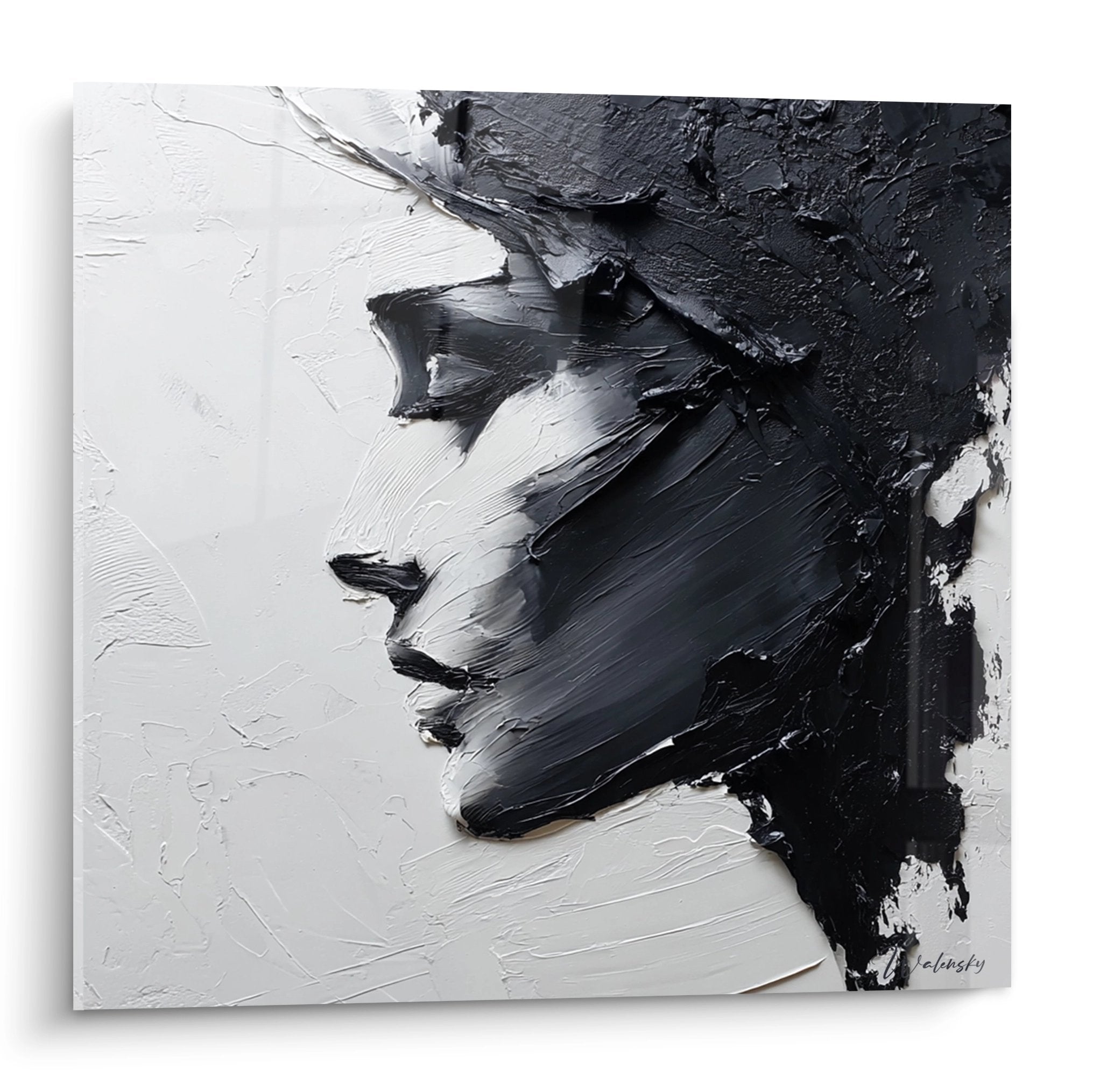 Expressives schwarz-weißes Porträt Wandbild mit abstrakten Pinselstrichen im Profil