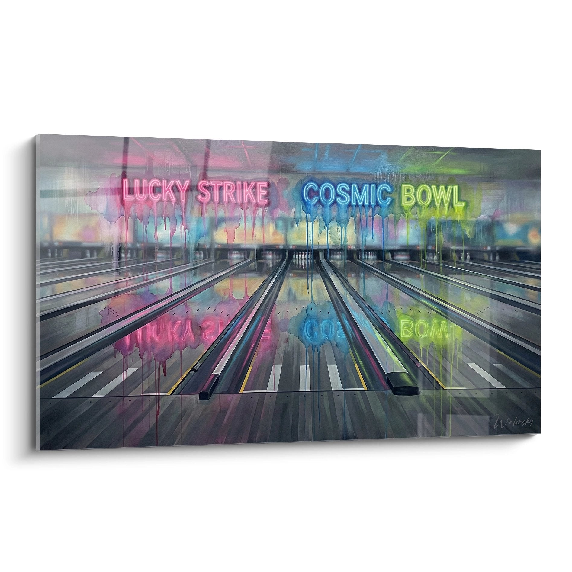Wandbild Bowling-Bahn mit leuchtenden Neon-Schriftzügen Lucky Strike Cosmic Bowl in Pink Blau Grün