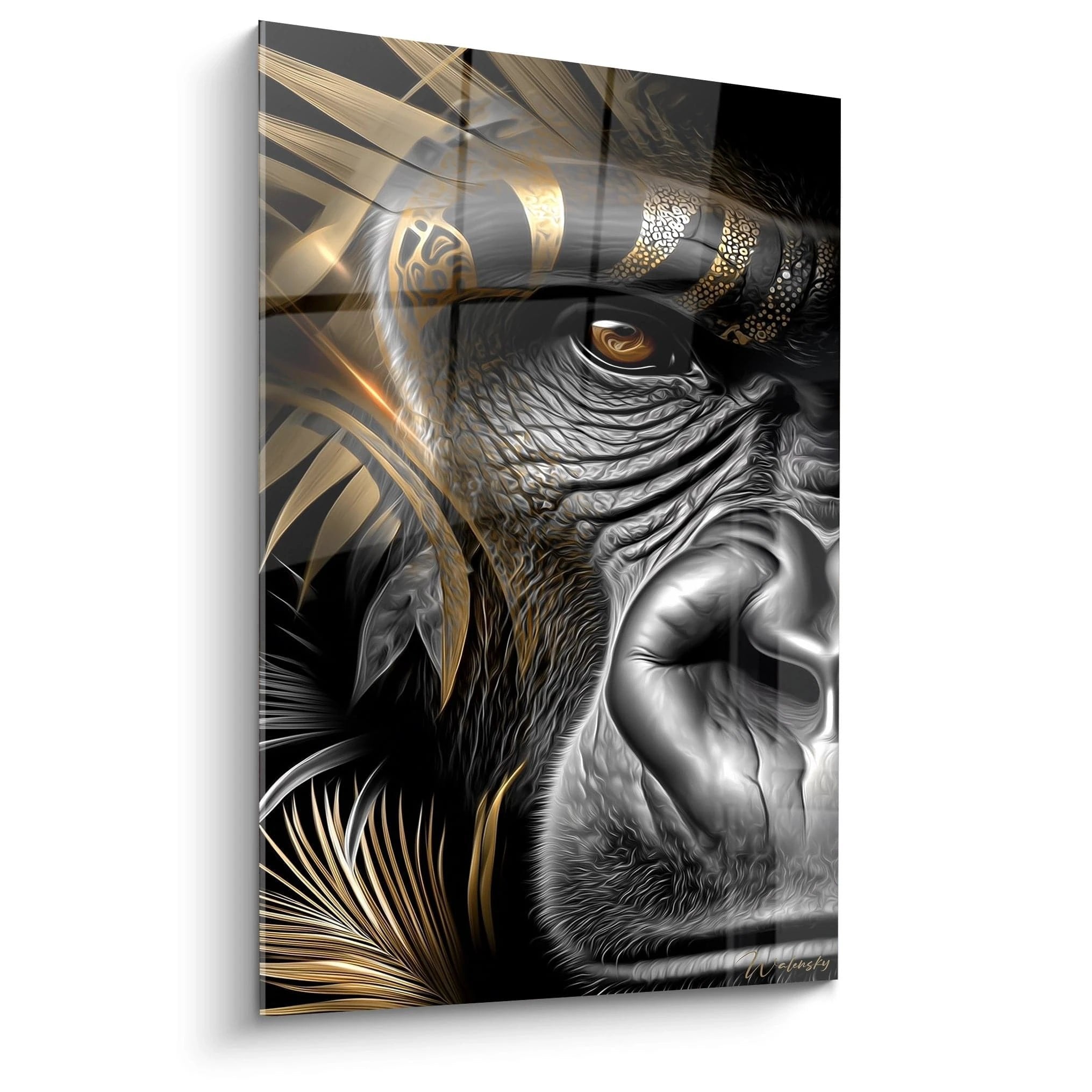 Luxuriöses Wandbild eines majestätischen Elefanten mit goldenen Ornamenten und realistischen Details