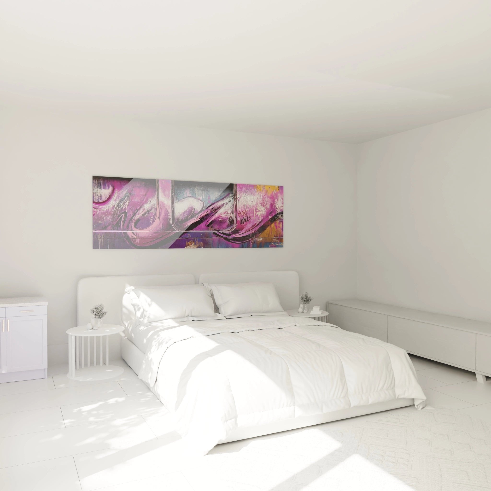 Modernes Schlafzimmer mit abstraktem lila Graffiti Wandbild als dekorativer Blickfang über dem Bett