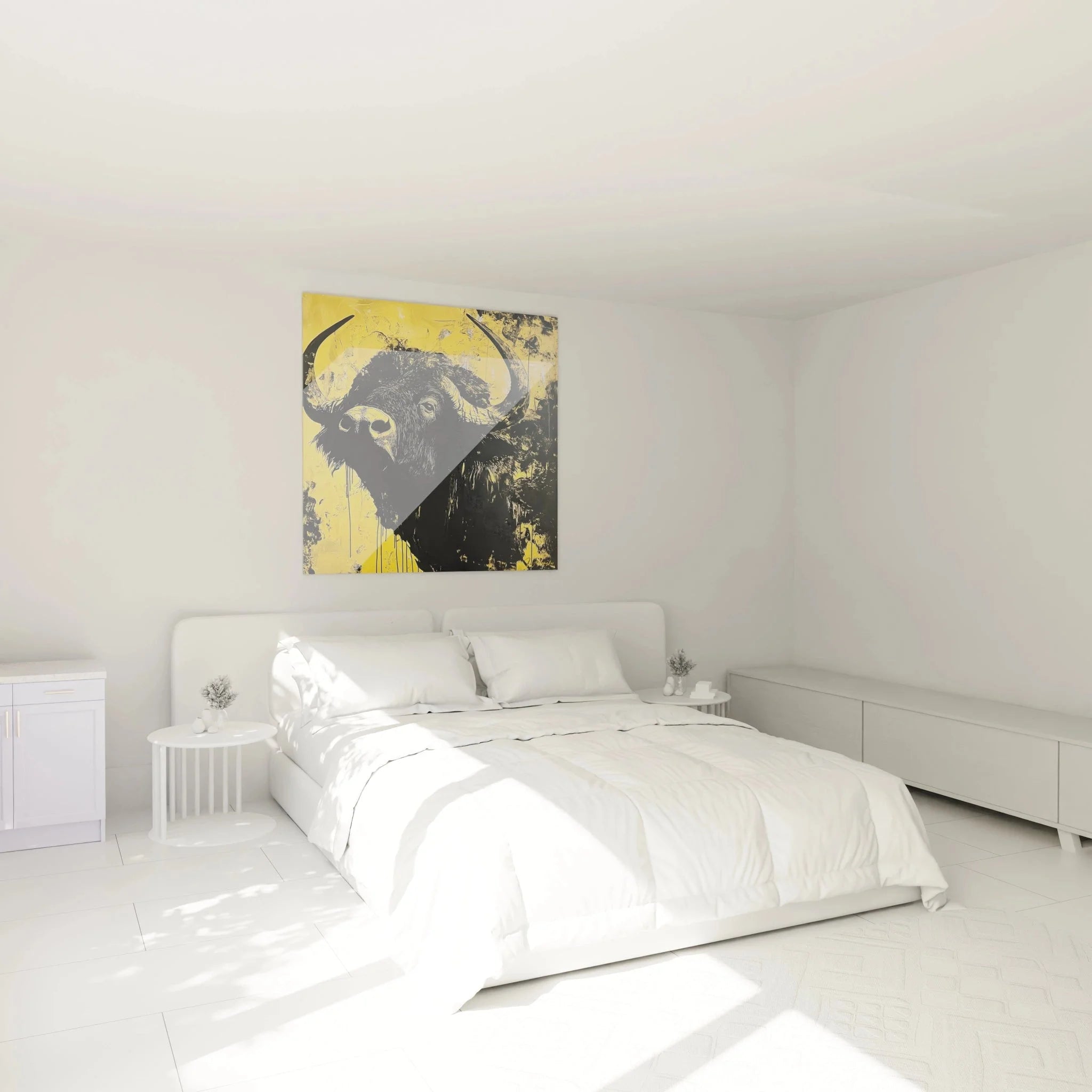 Büffel Wandbild im Schlafzimmer - Goldenes Stier Motiv als moderne Wanddekoration über dem Bett