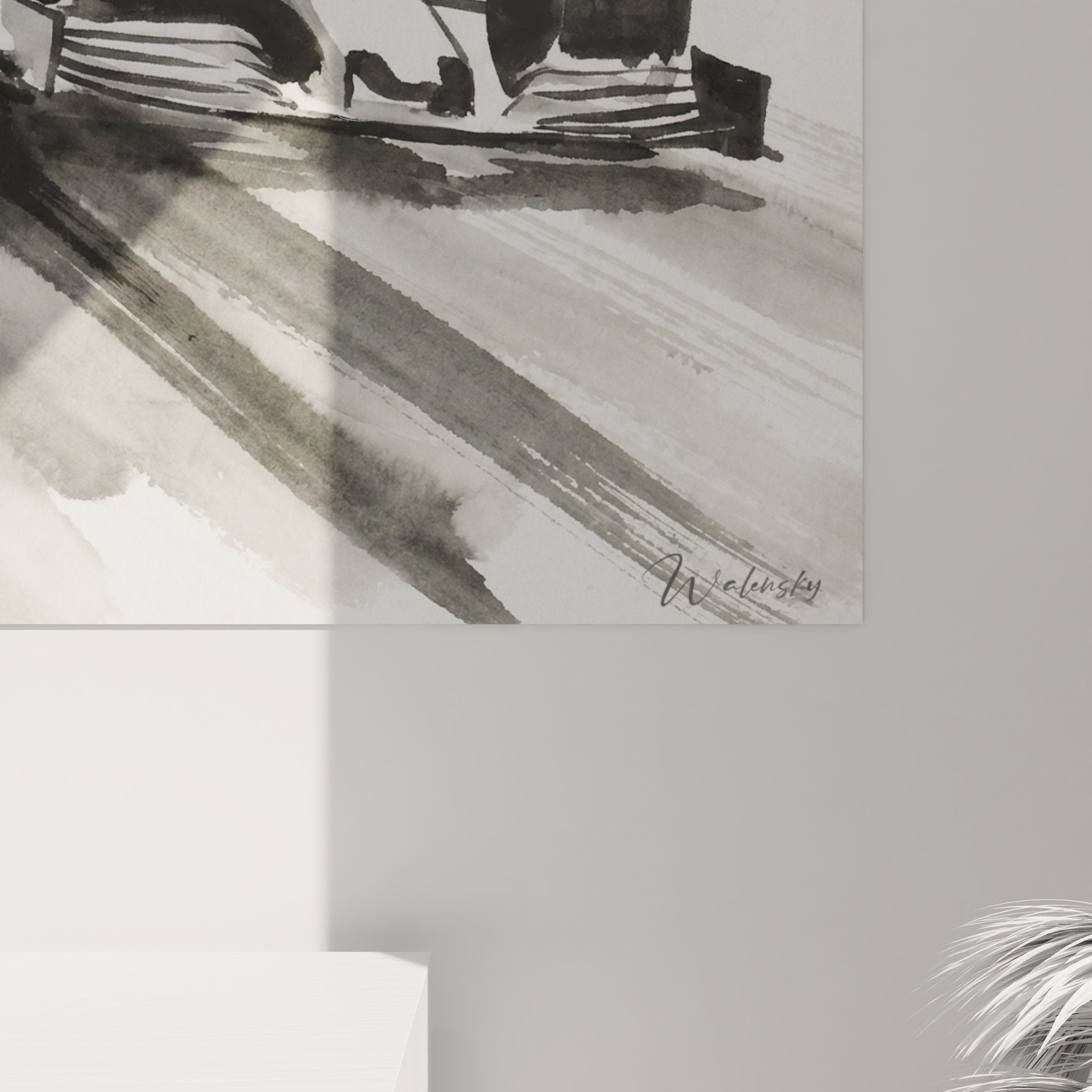 Gesamtansicht des Formel 1 Wandbilds in grauer Aquarell-Technik an weißer Wand