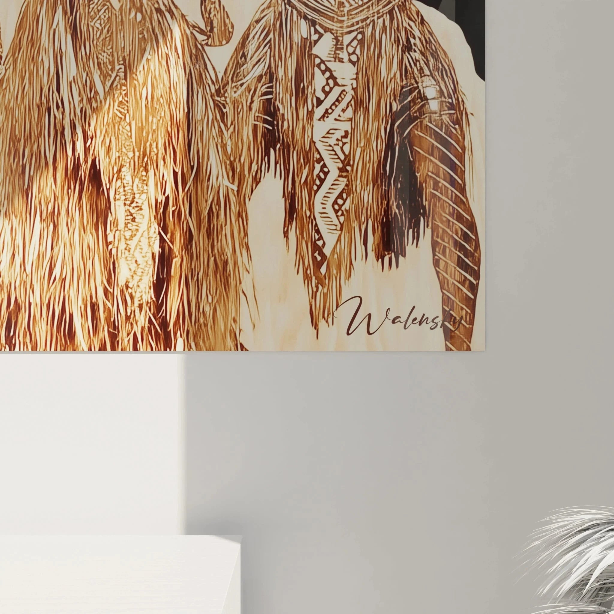 Gesamtansicht Ethnische Wanddekoration Afrika mit fünf majestätischen Kriegern in traditioneller Kleidung