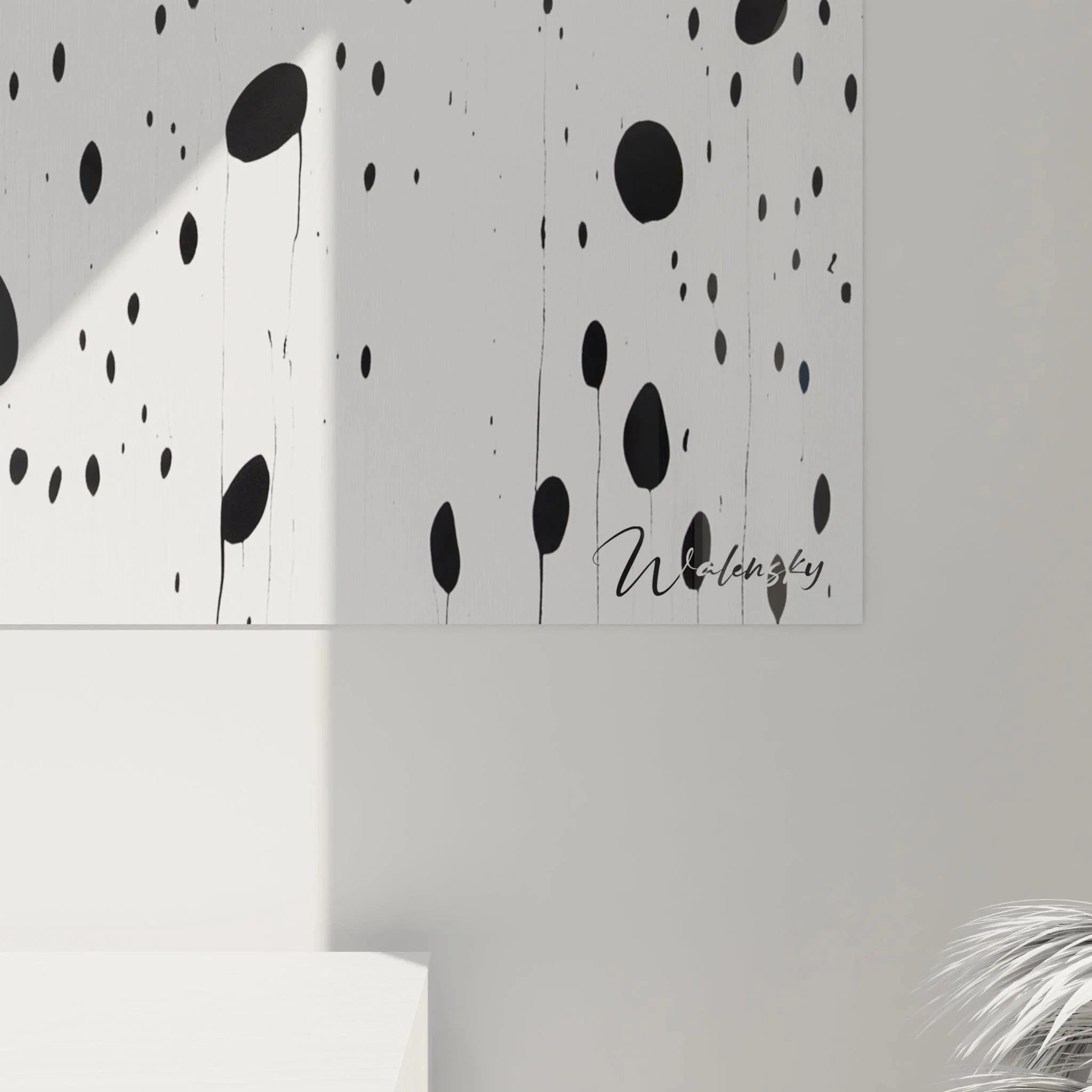 Gesamtansicht Wandbild abstrakte Tropfen, moderne Schwarz-Weiß Wandgestaltung Raumambiente