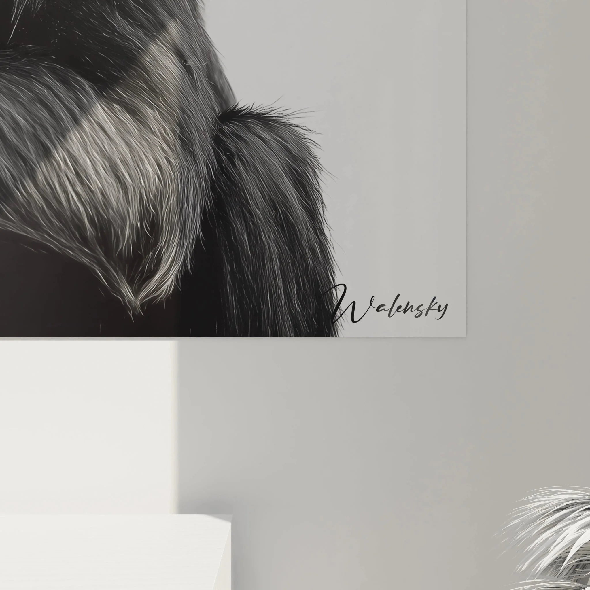 Gesamtansicht Wandbild Schimpanse - komplette Darstellung Primat auf Ast in schwarz-weiß Tierfotografie