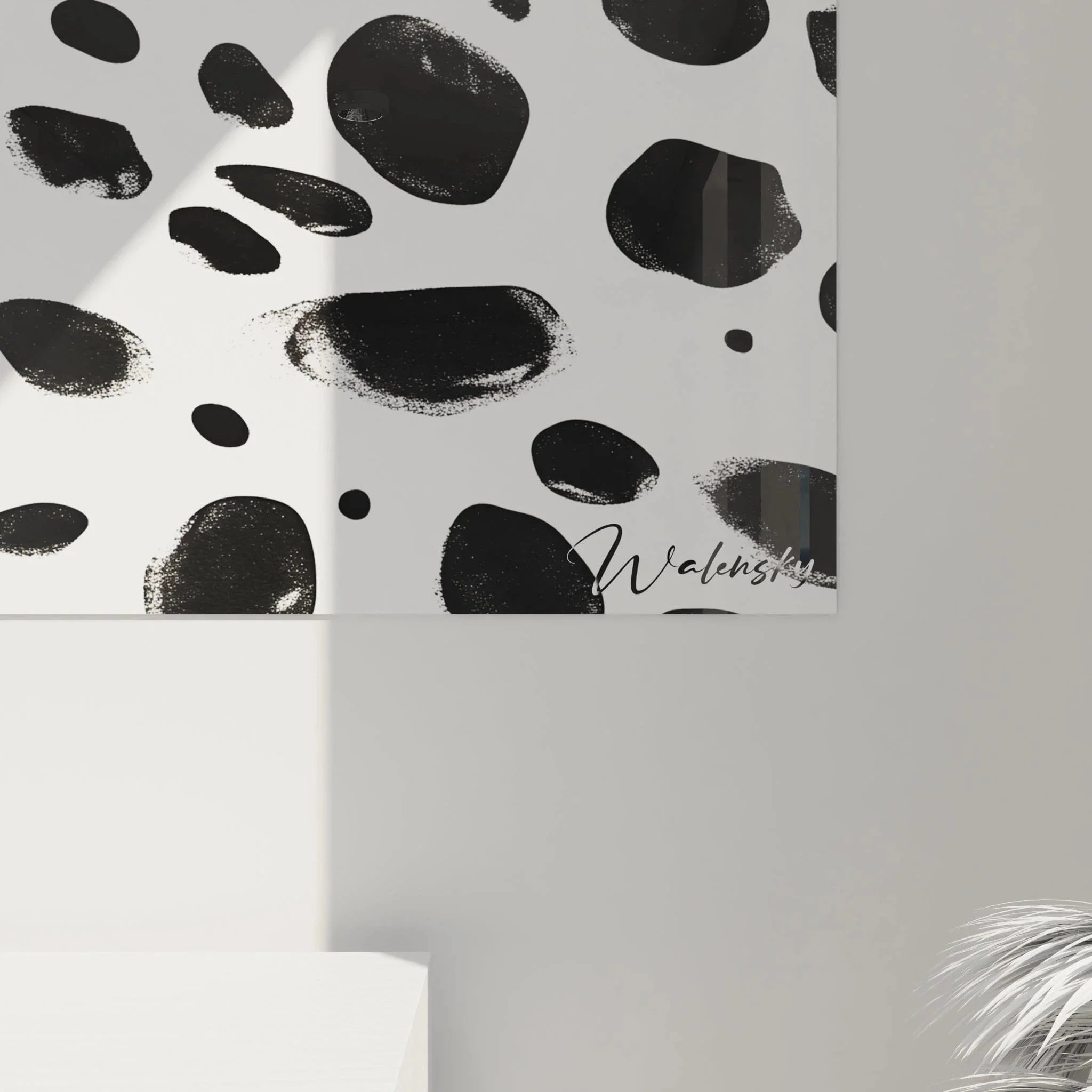 Gesamtansicht Wandbild Punktemuster Dalmatiner-Stil schwarz-weiß für Wohnraumgestaltung