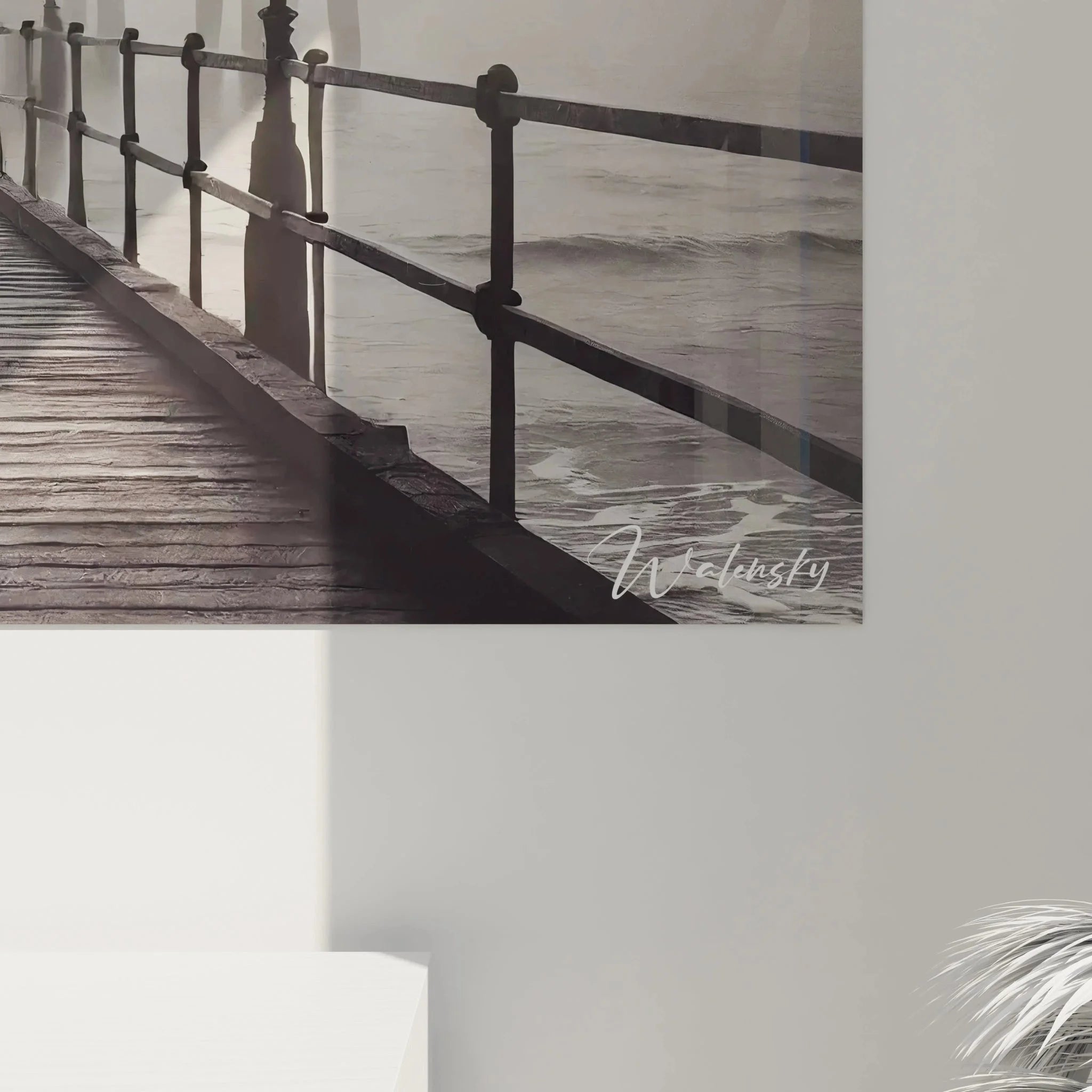 Gesamtansicht Wandbild XXL Gentleman Pier mit Möwen, komplette schwarz-weiß Komposition