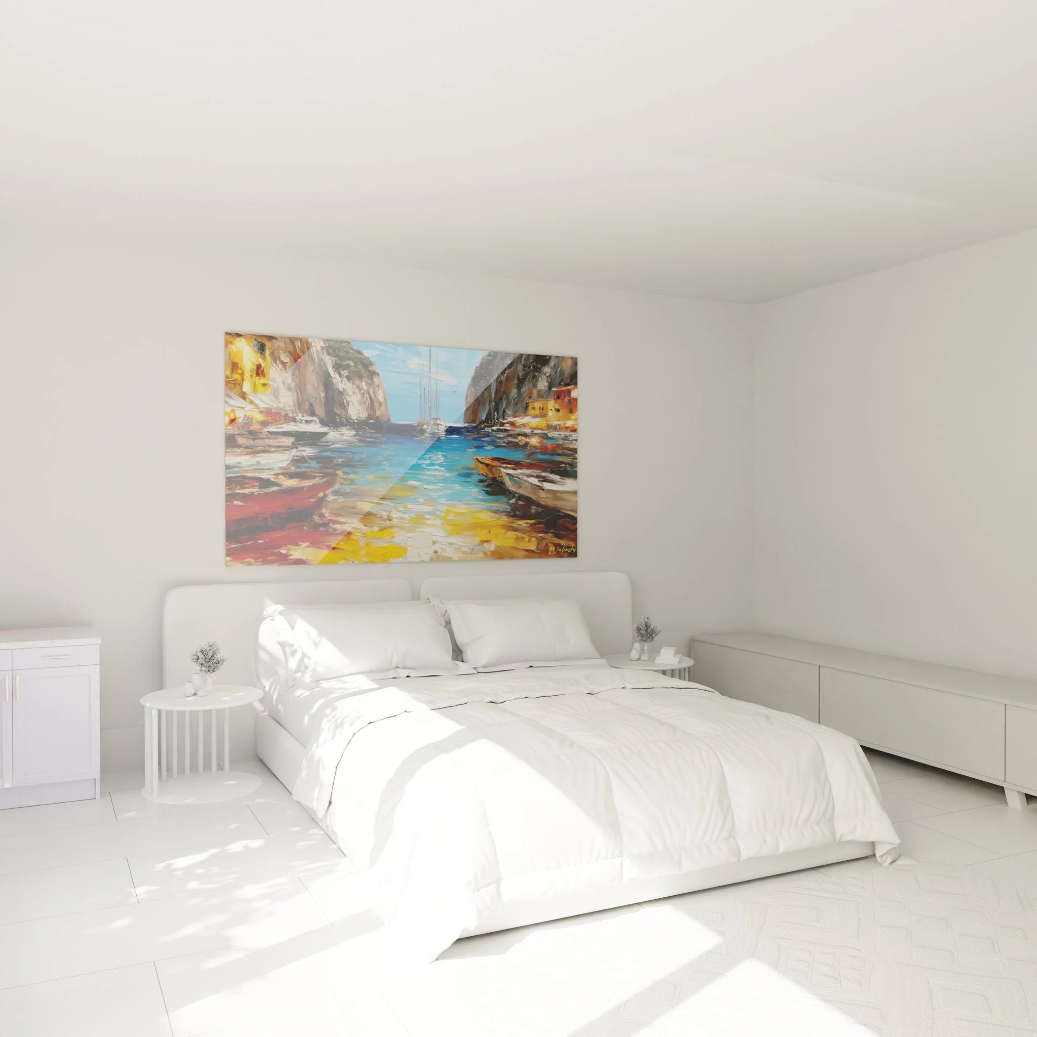 Mediterranes Hafenbild als Wanddekoration im Schlafzimmer mit warmer Beleuchtung