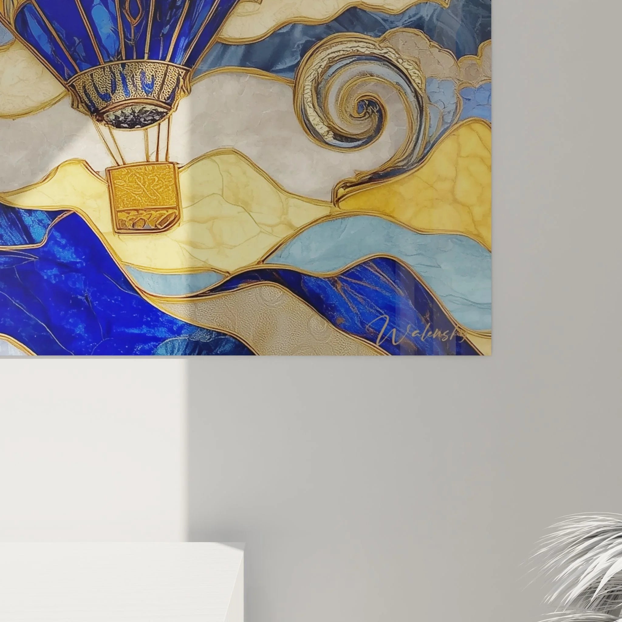 Gesamtansicht Wandbild Heißluftballon - Buntglas Himmel mit Wolken und goldenen Mustern