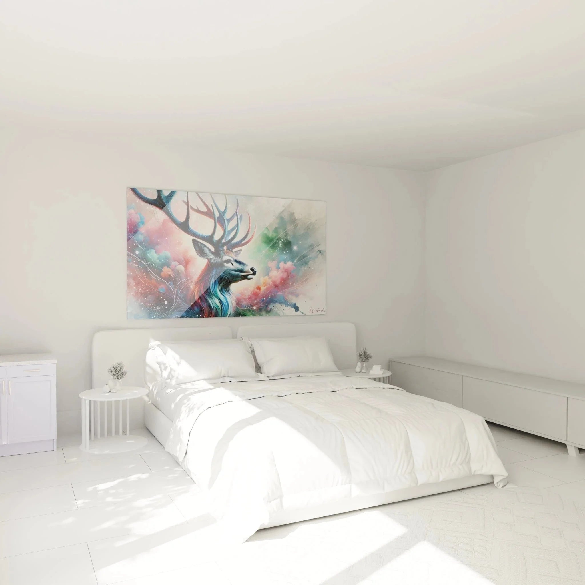 Hirsch Wandbild Aquarell in modernem Schlafzimmer - kosmisches Hirsch Leinwandbild als Dekoration