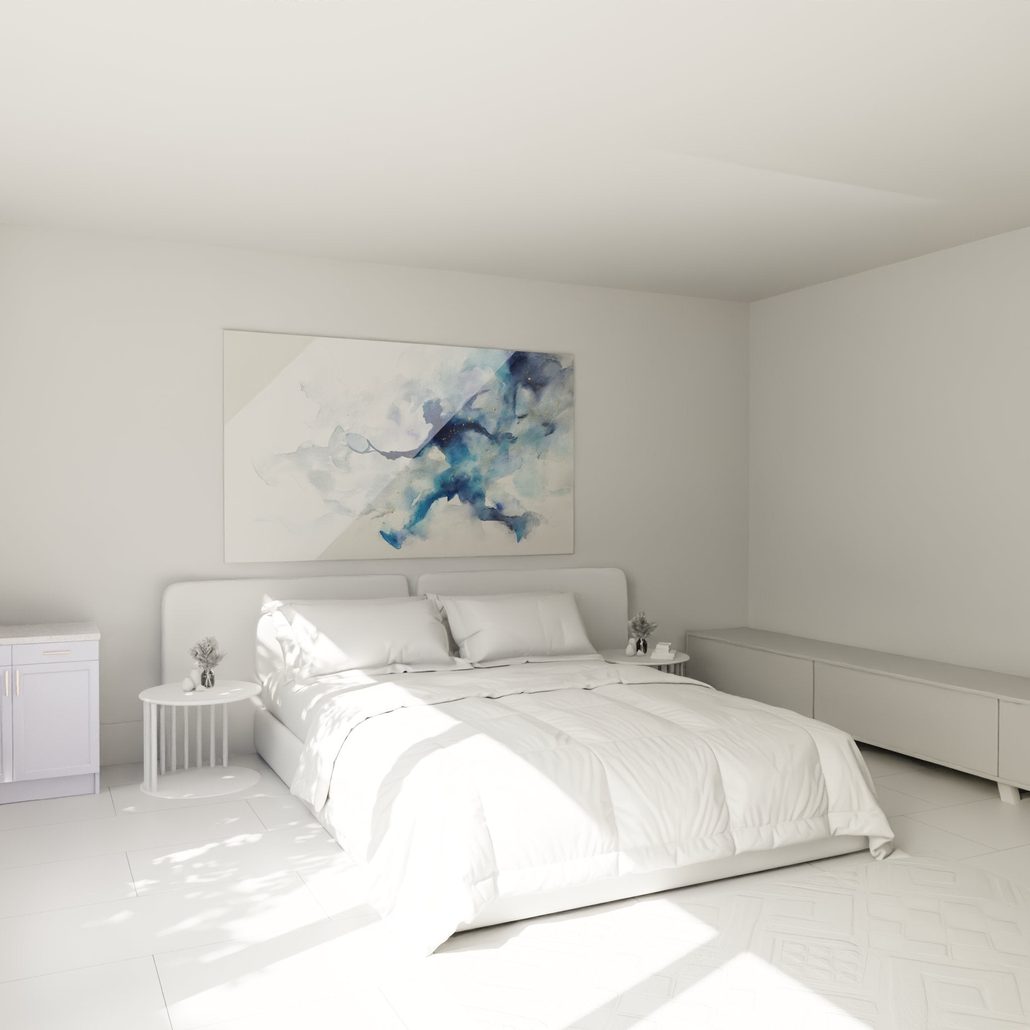 Elegantes Schlafzimmer mit abstraktem Aquarell-Wandbild in Blautönen über dem Bett