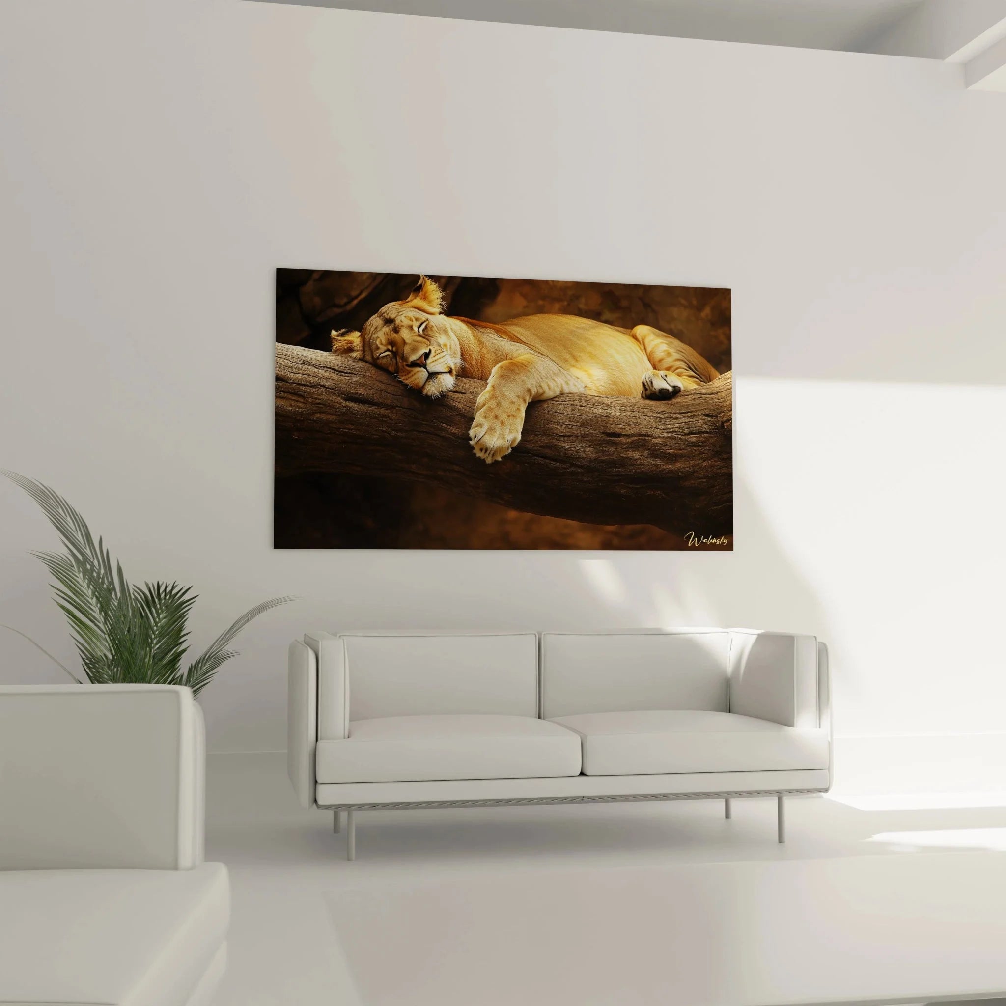 Nahaufnahme Wandbild entspannte Löwin mit geschlossenen Augen auf Holz