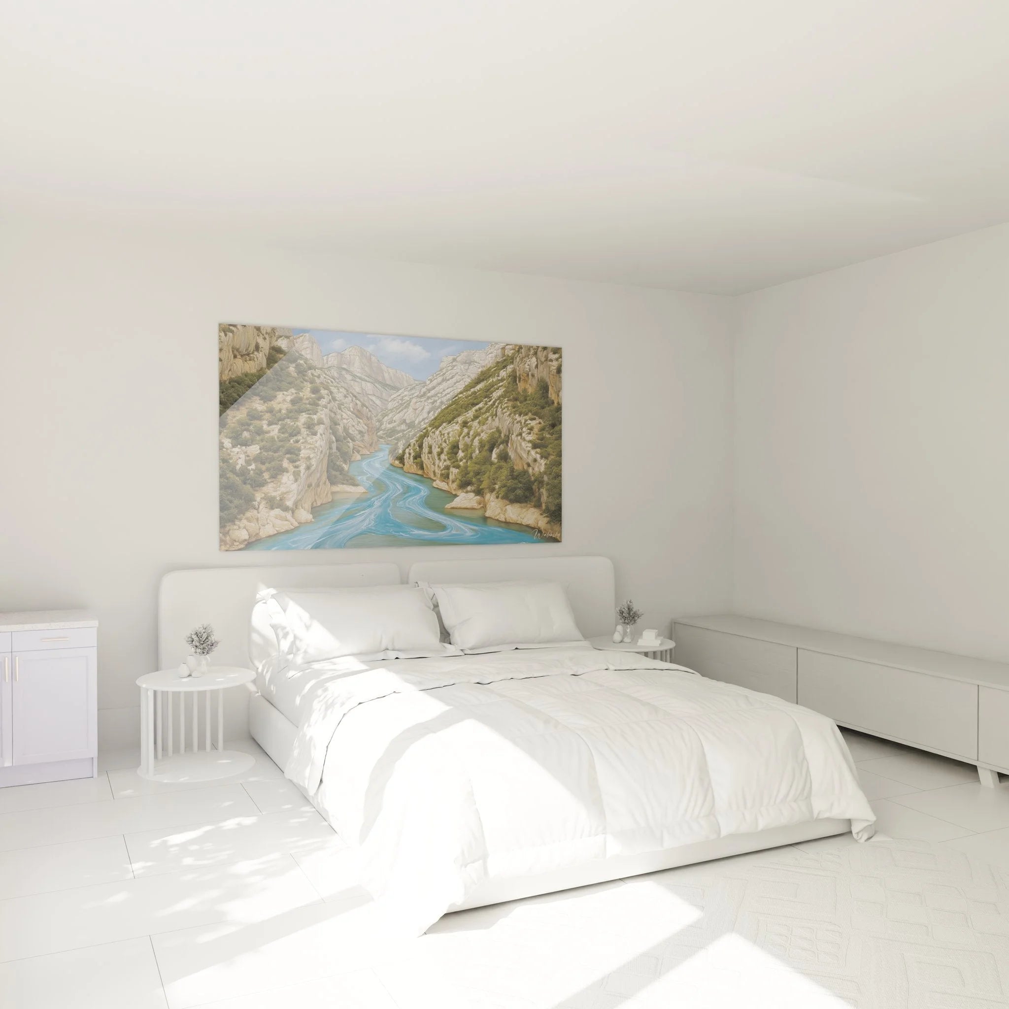 Schlafzimmer Dekoration mit großem Wandbild einer türkisen Schlucht und mediterraner Canyon Landschaft