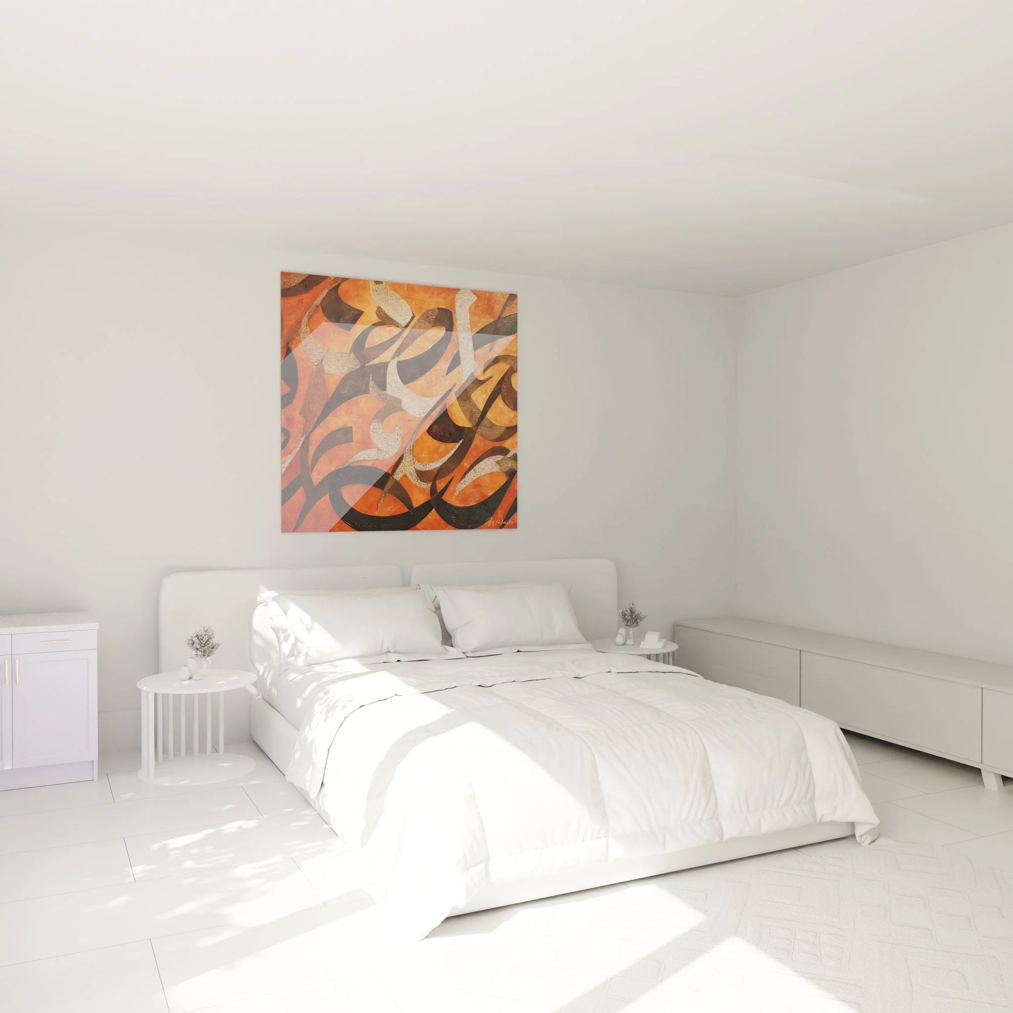 Schlafzimmer Wanddekoration mit afrikanischer Kalligrafie Wandbild in warmen Erdtönen über dem Bett