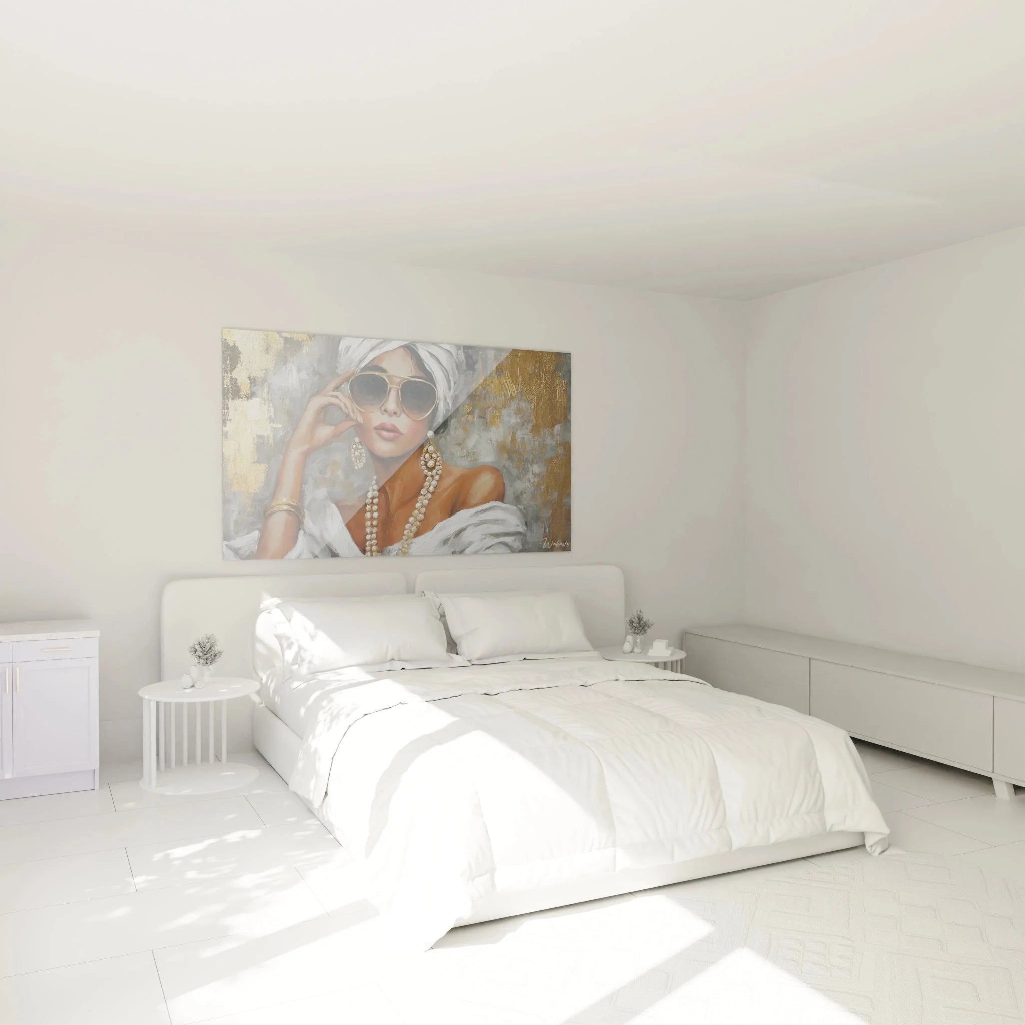 Schlafzimmer Wanddeko mit elegantem Frauenporträt und goldenen Akzenten - Mode-Gesicht Wandbild XXL