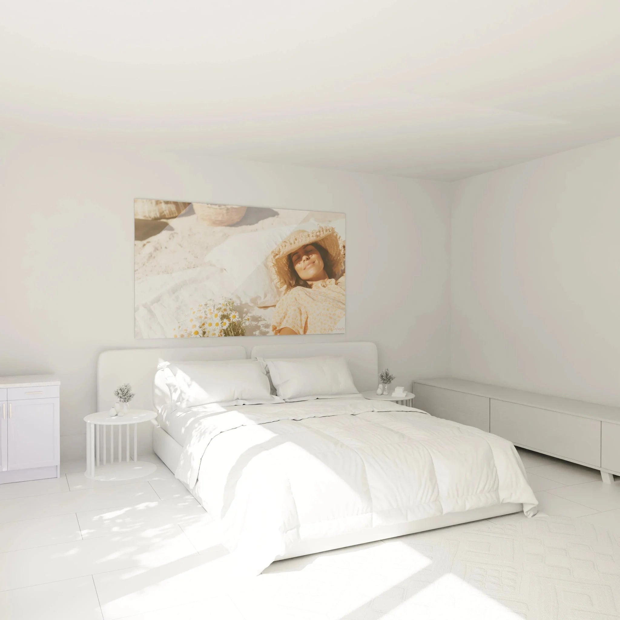 Sommer Wandbild Frau Strohhut als Schlafzimmer Dekoration in warmem Ambiente