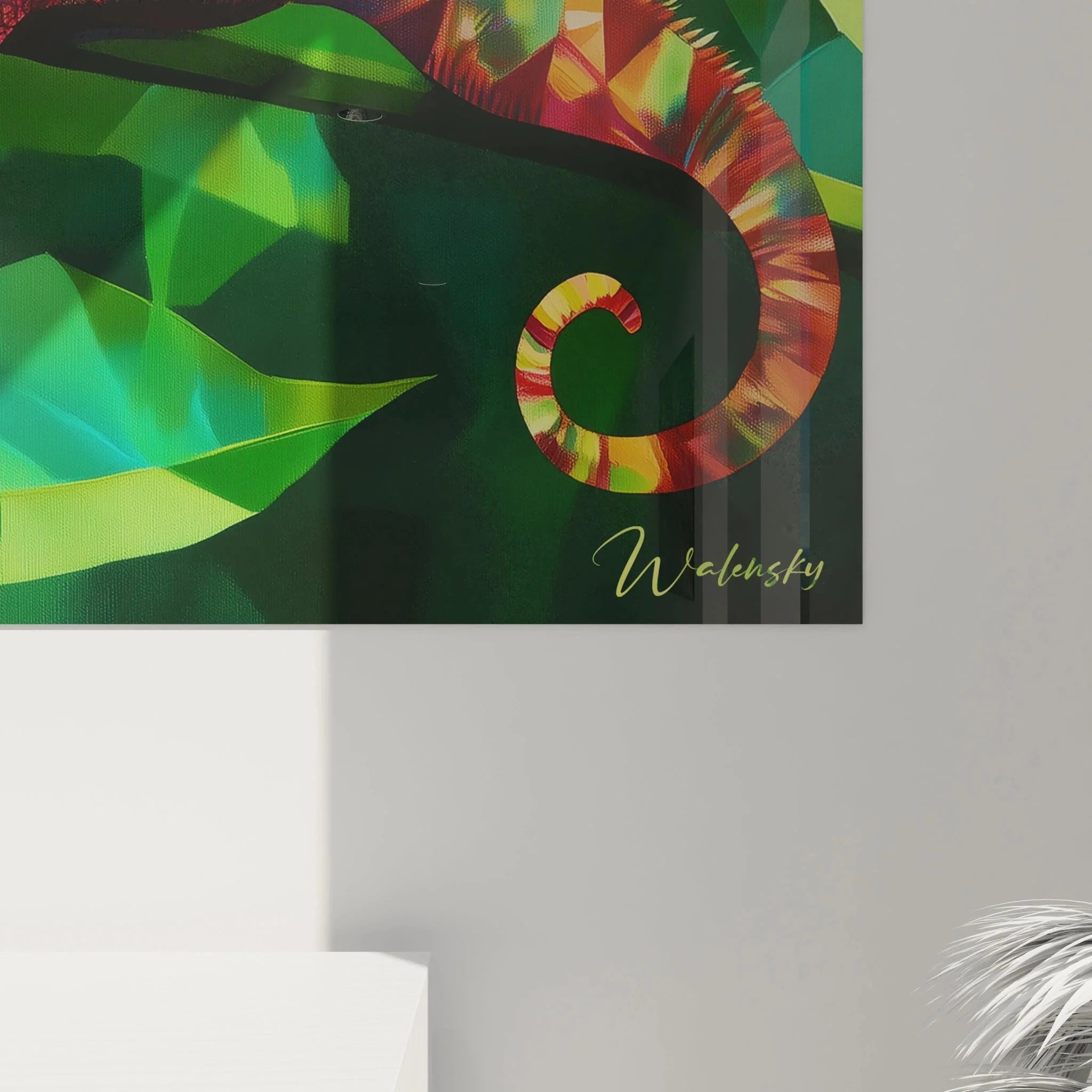 Gesamtansicht buntes Chamäleon Wandbild mit tropischer Blätterwelt als Hintergrund