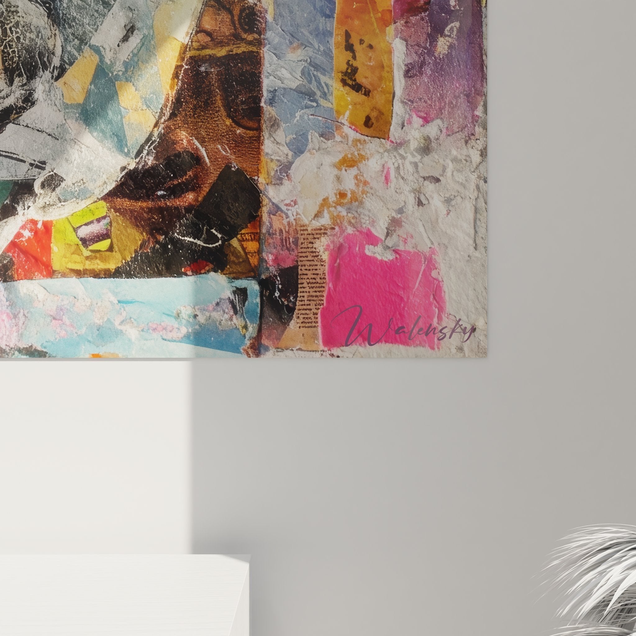 Gesamtansicht des modernen Wandbildes mit abstrakter Collage-Kunst und urbanen Fragmenten