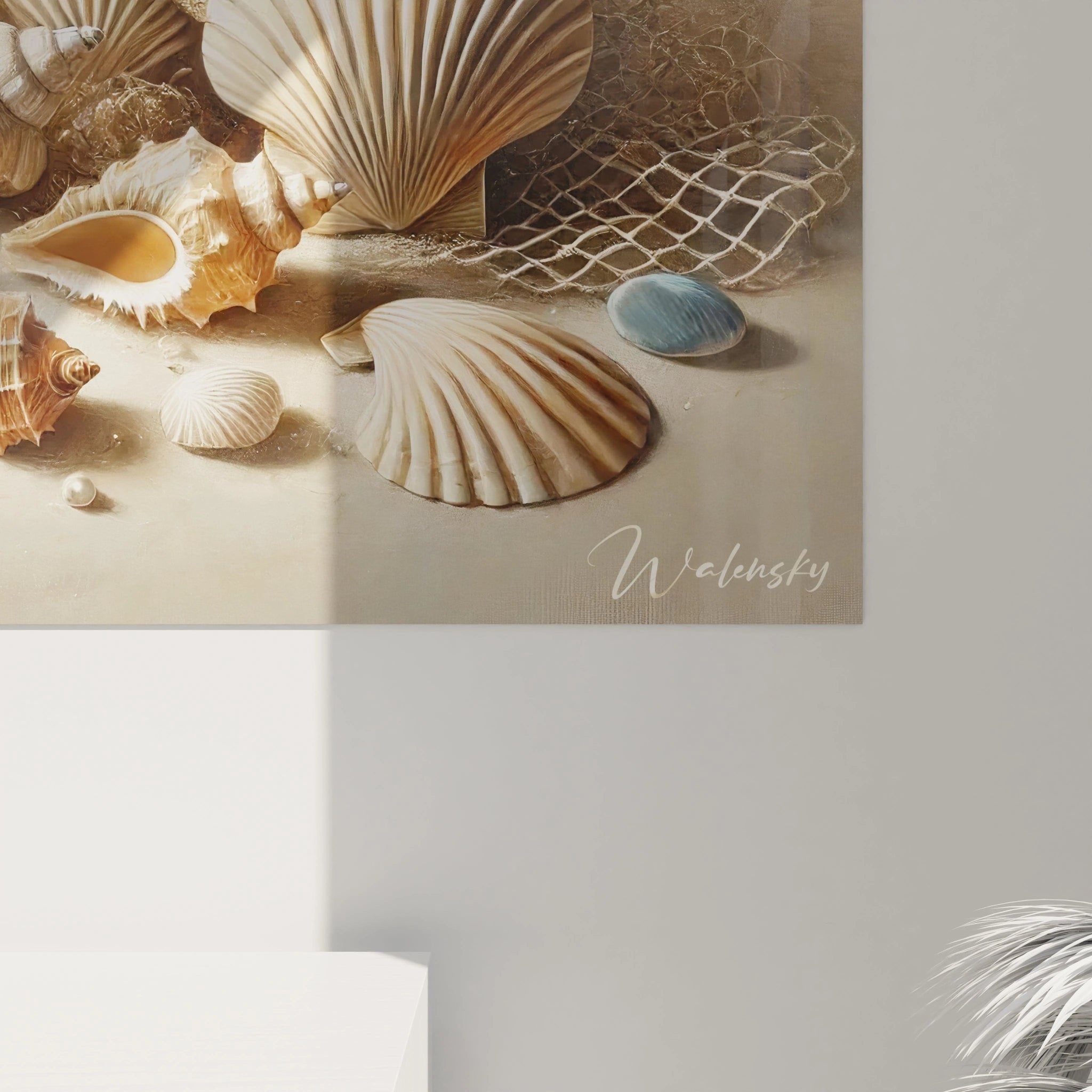 Gesamtansicht des maritimen Stilllebens mit verschiedenen Meeresschätzen und dekorativen Elementen