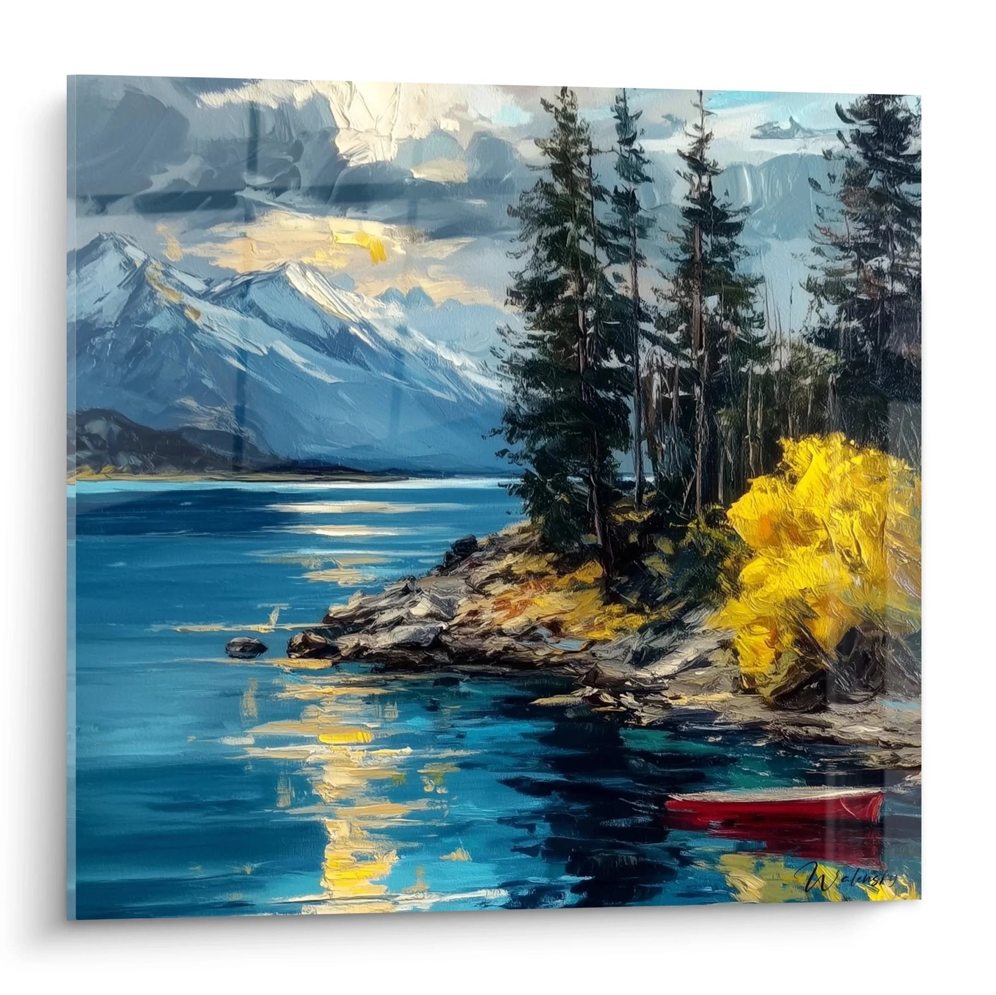 Wandbild Bergsee mit rotem Boot am Ufer vor majestätischer Bergkulisse und Nadelbäumen