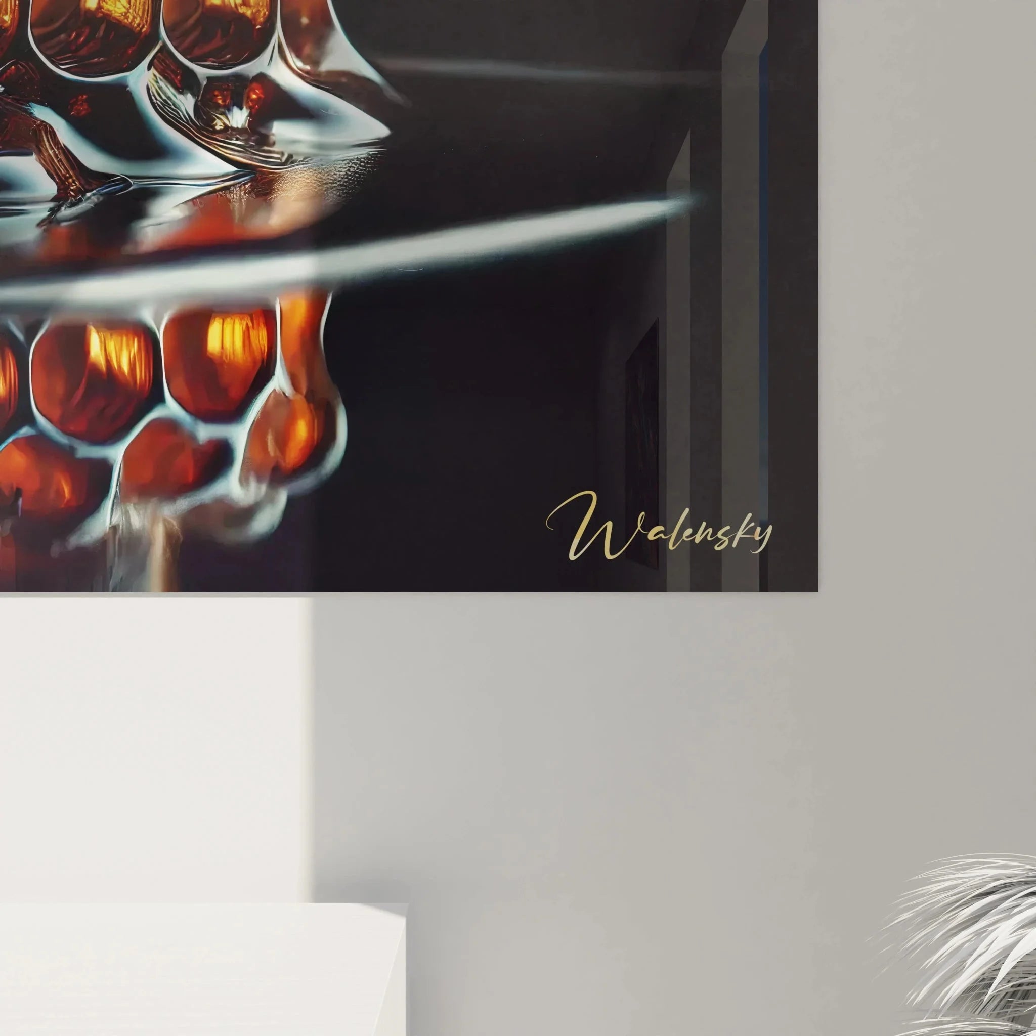 Wandbild Biene Honigwabe Gesamtansicht - Premium Kunstdruck mit natürlicher Beleuchtung