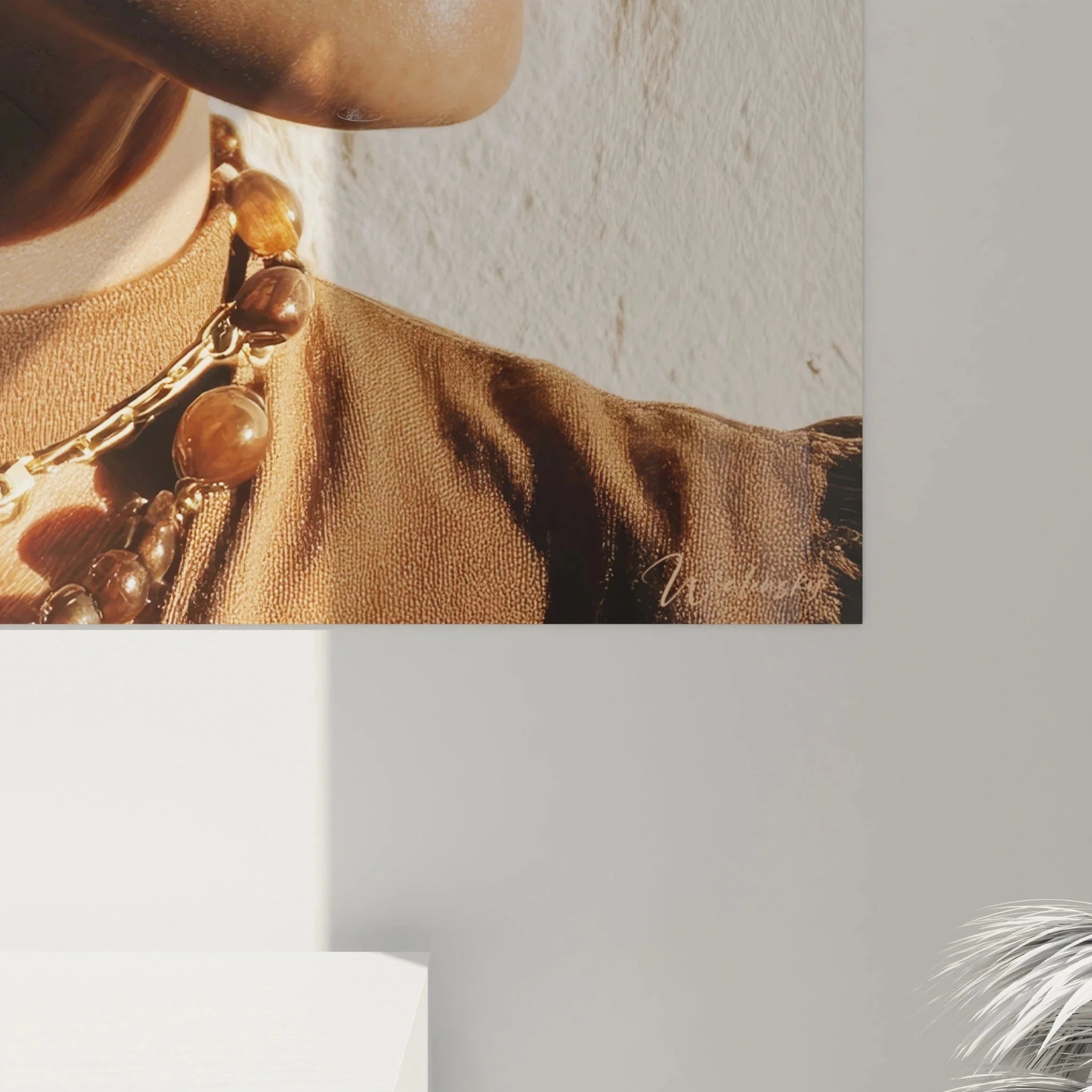 Gesamtansicht Wandbild Frau mit luxuriösen goldenen Mode-Accessoires und Schmuck