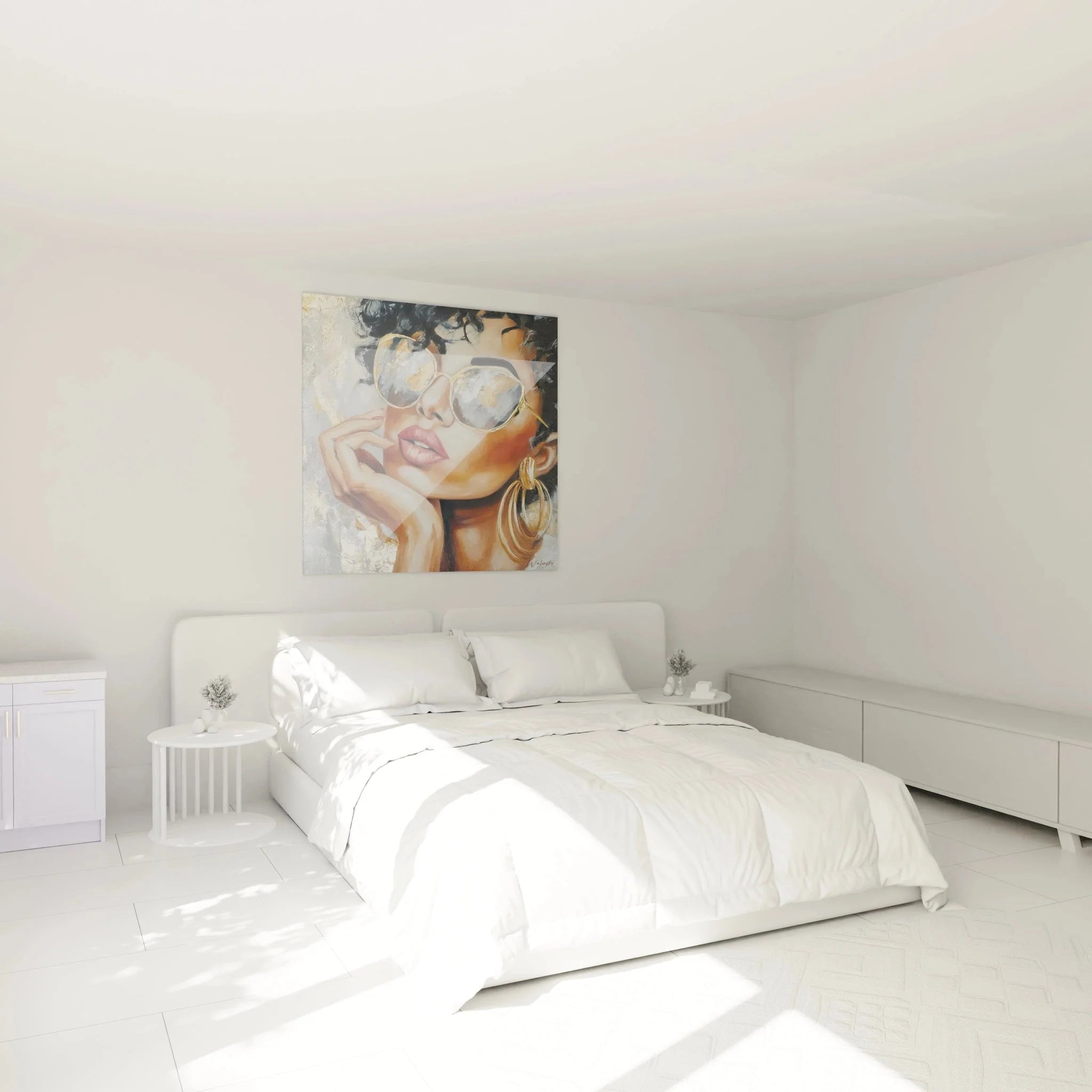Wandbild Frau mit Sonnenbrille im Schlafzimmer, moderne Wanddekoration über dem Bett, goldene Akzente