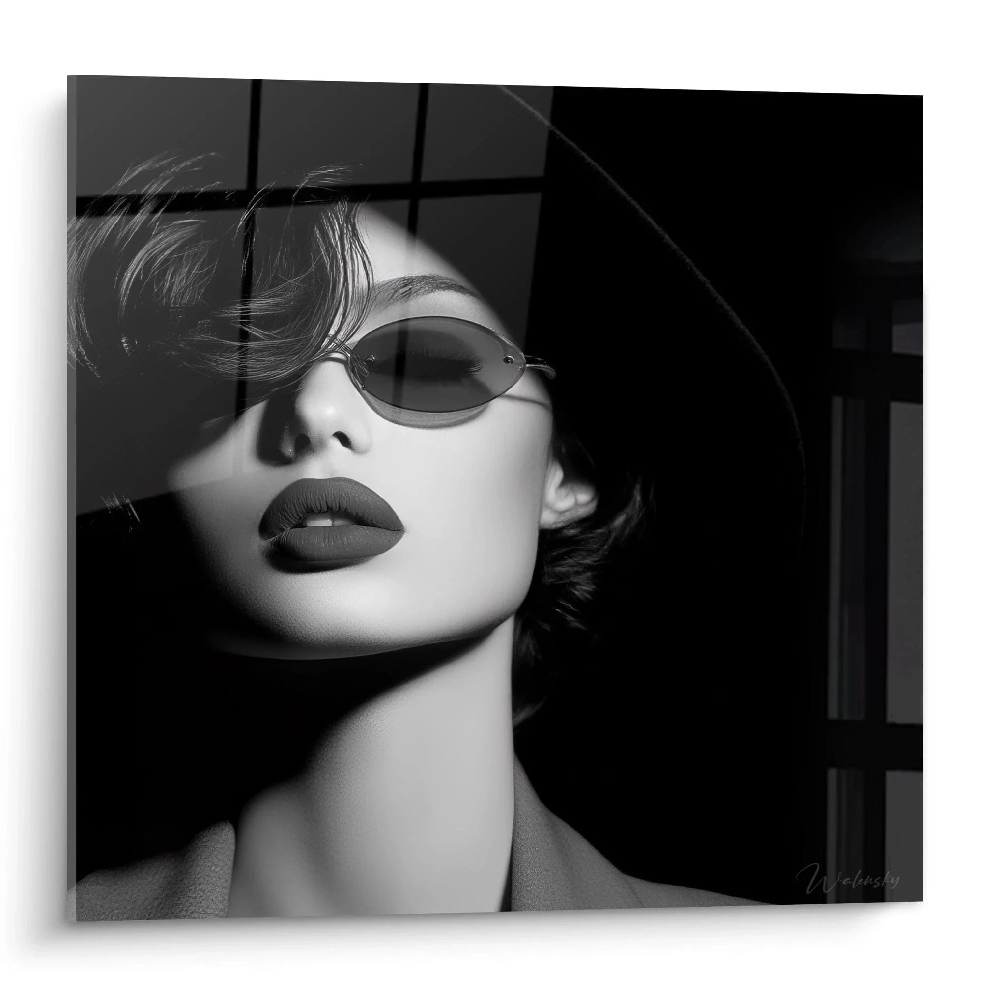Wandbild Frau mit Sonnenbrille schwarz-weiß Mode elegante Portraitphotographie Wanddekoration