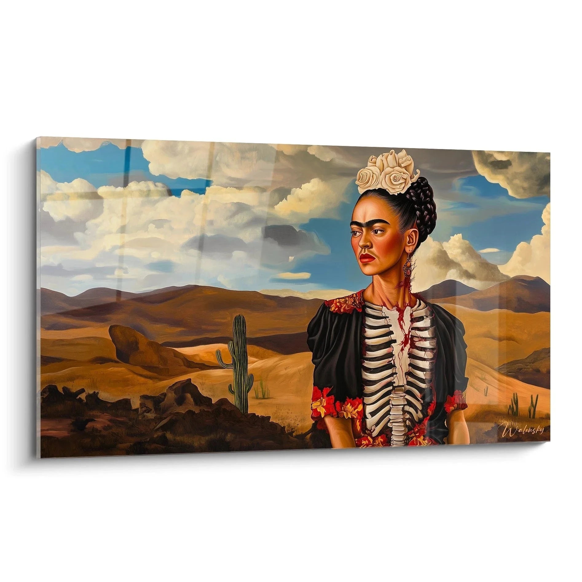 Wandbild Frida Kahlo in mexikanischer Wüstenlandschaft mit traditioneller Kleidung und Blumenkranz